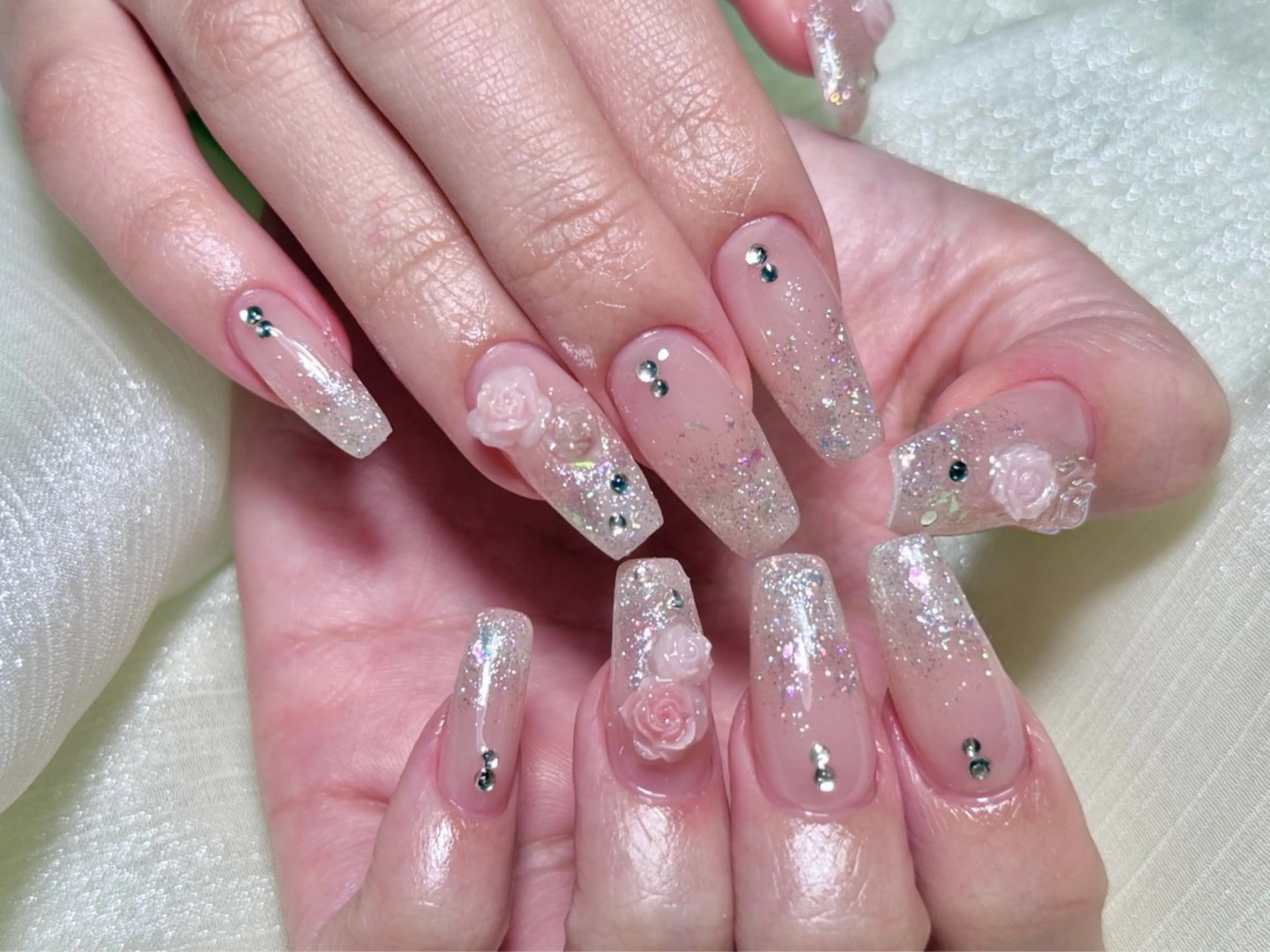 ネイル チークネイル 長さ出し フレンチネイル ジェルネイル 韓国ネイル ハンドネイル Rolakira マニのネイルデザイン