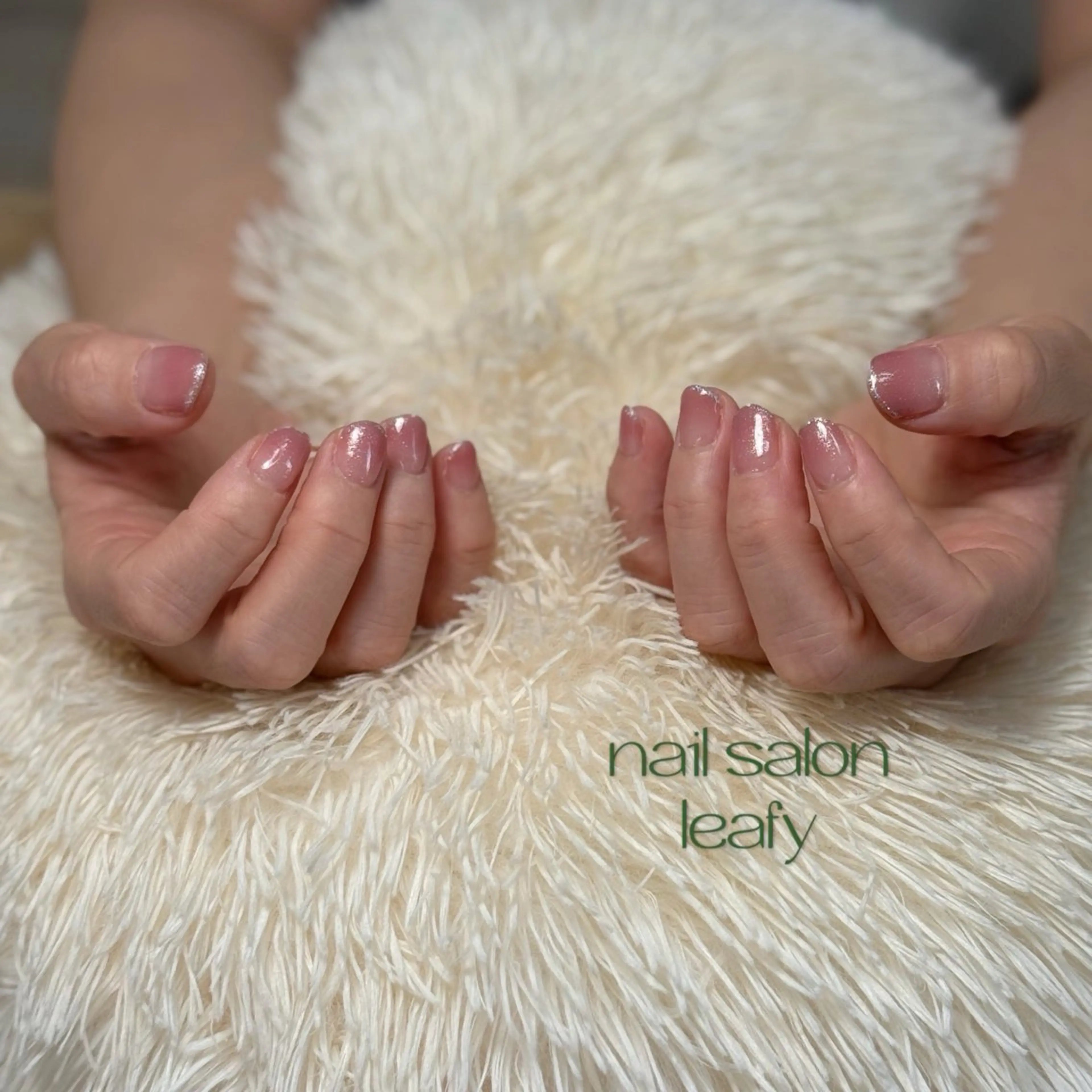 ネイル シンプルネイル ハンドネイル ネイルサロン leafyのネイルデザイン