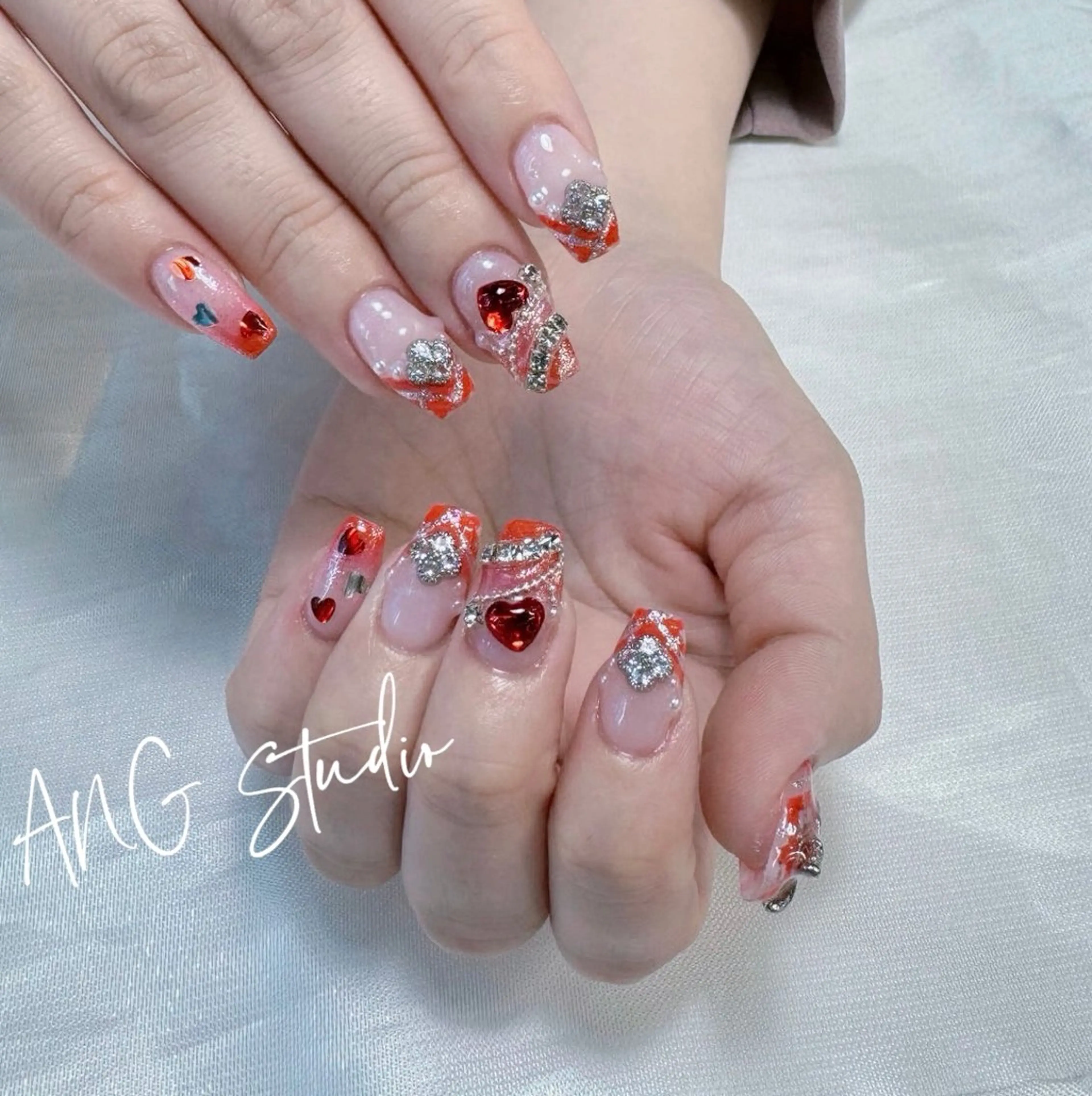 ネイル ハンドネイル ハンドケア ANG Studioのネイルデザイン