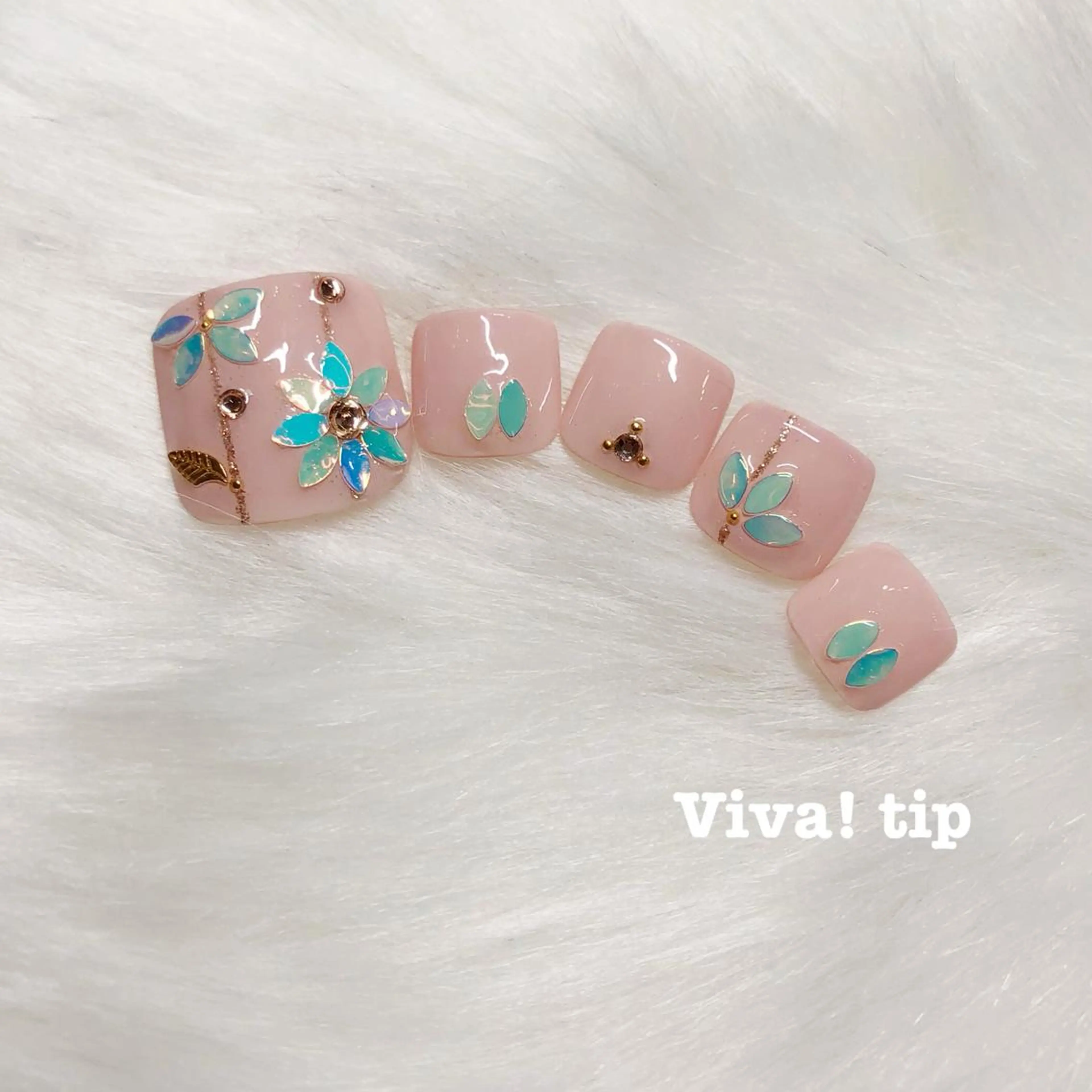 ネイル Viva!tip所属・Viva!tip ビバティップネイルのネイルデザイン