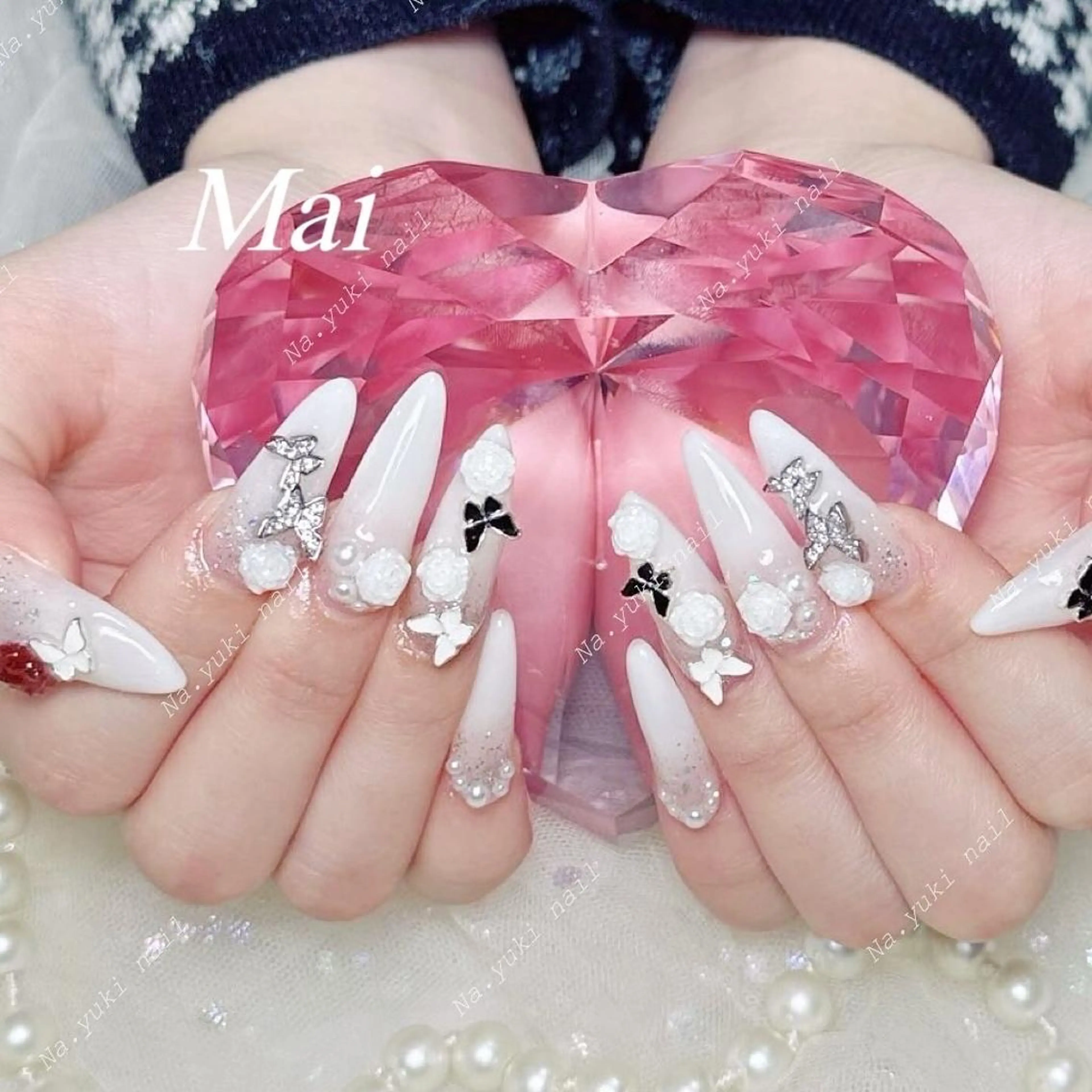 ネイル ハンドネイル 🦋 Queenieのネイルデザイン