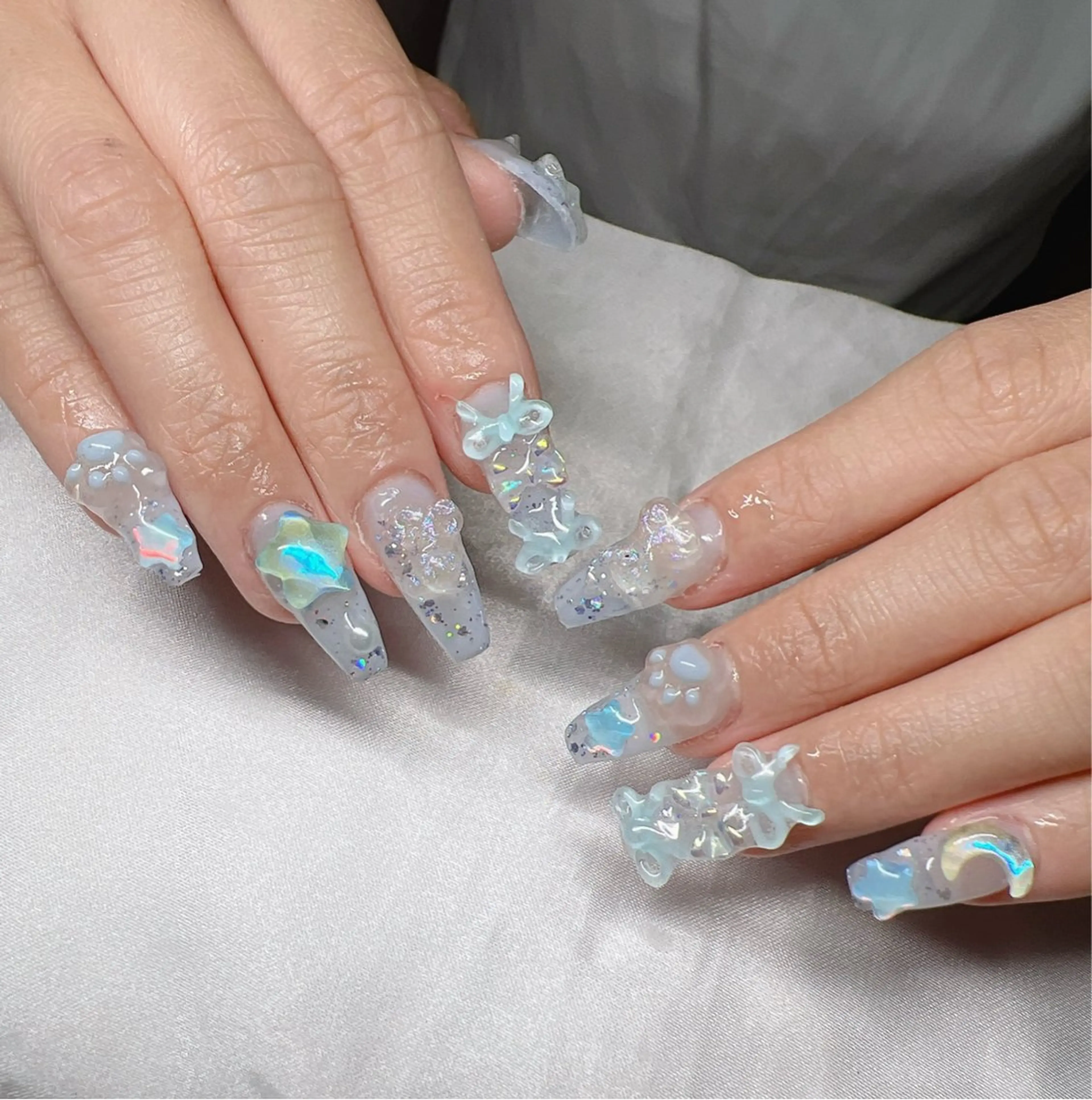 ネイル 長さ出し グラデーション 卒業式 キラキラネイル マグネットネイル ハンドネイル Lee Nailsのネイルデザイン