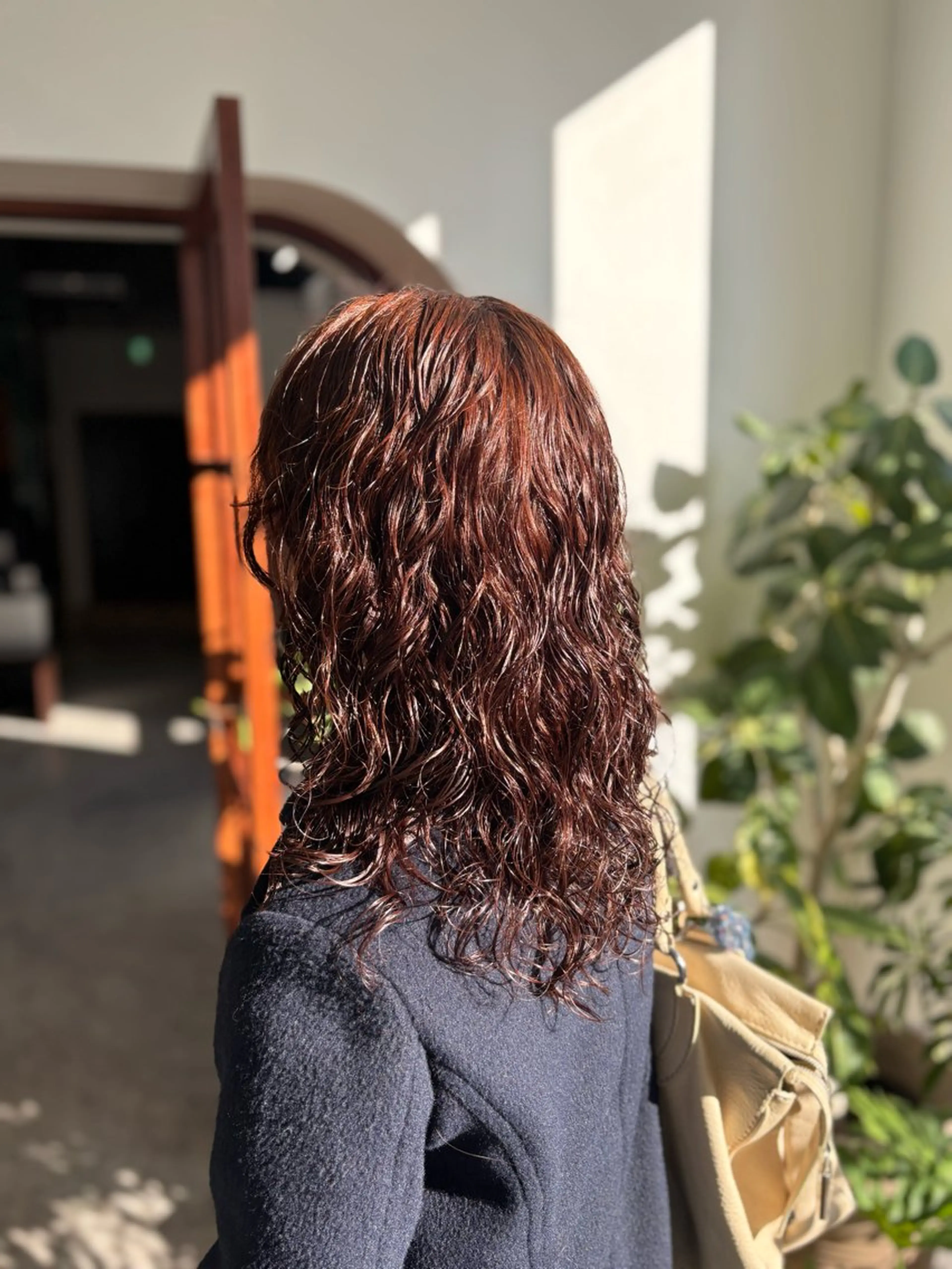 セミロング カラー パーマ ✨️赤み消しカラー/ ミルクティーベージュのヘアスタイル