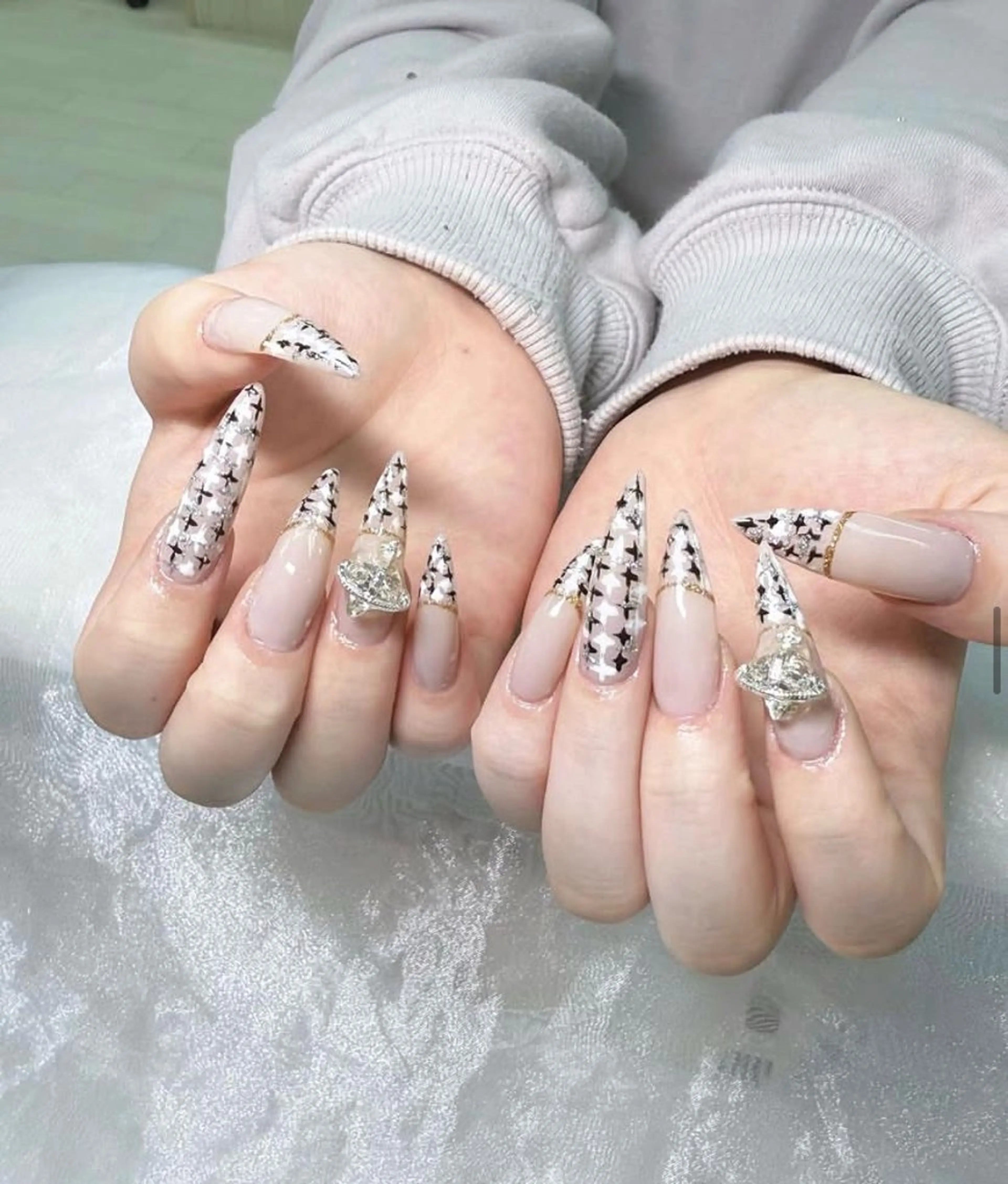 ネイル ハンドネイル Hin Nail Osaka所属・Hin Nailsのネイルデザイン