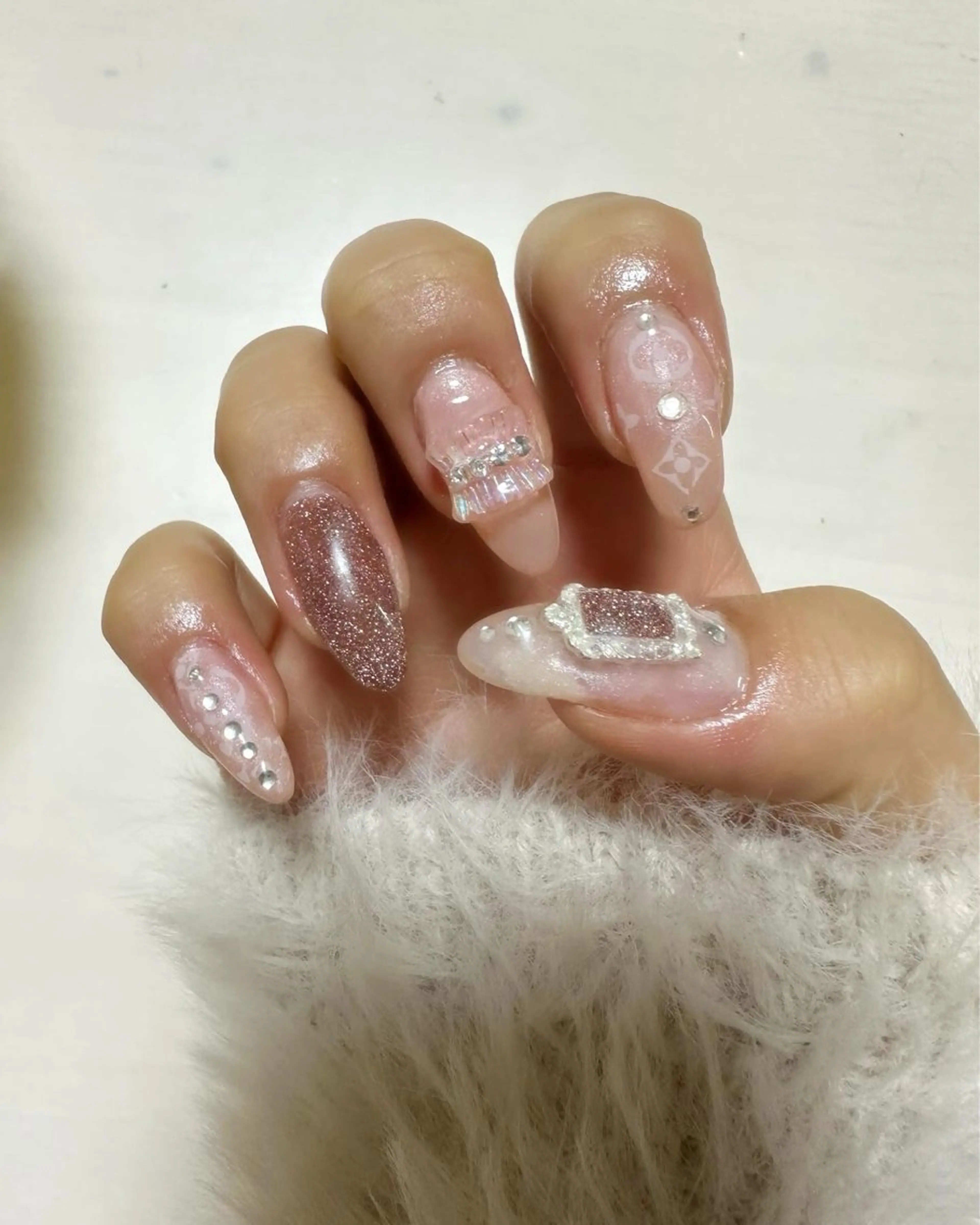 ネイル ハンドネイル catpaw369所属・岡本 皇祿のネイルデザイン