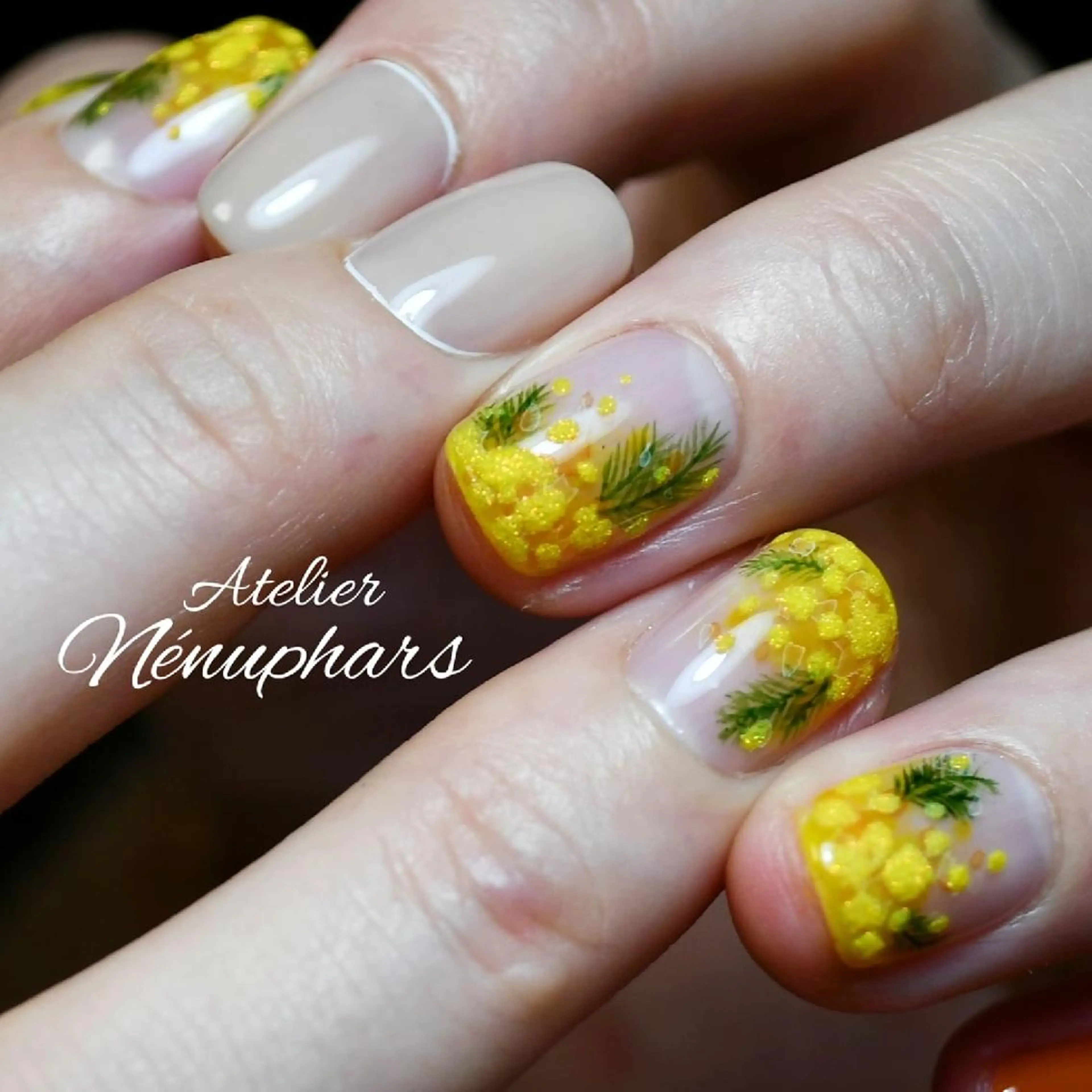 ネイル 春ネイル 黄色 L’atelier Nenuphar所属・nénuphar misaのネイルデザイン