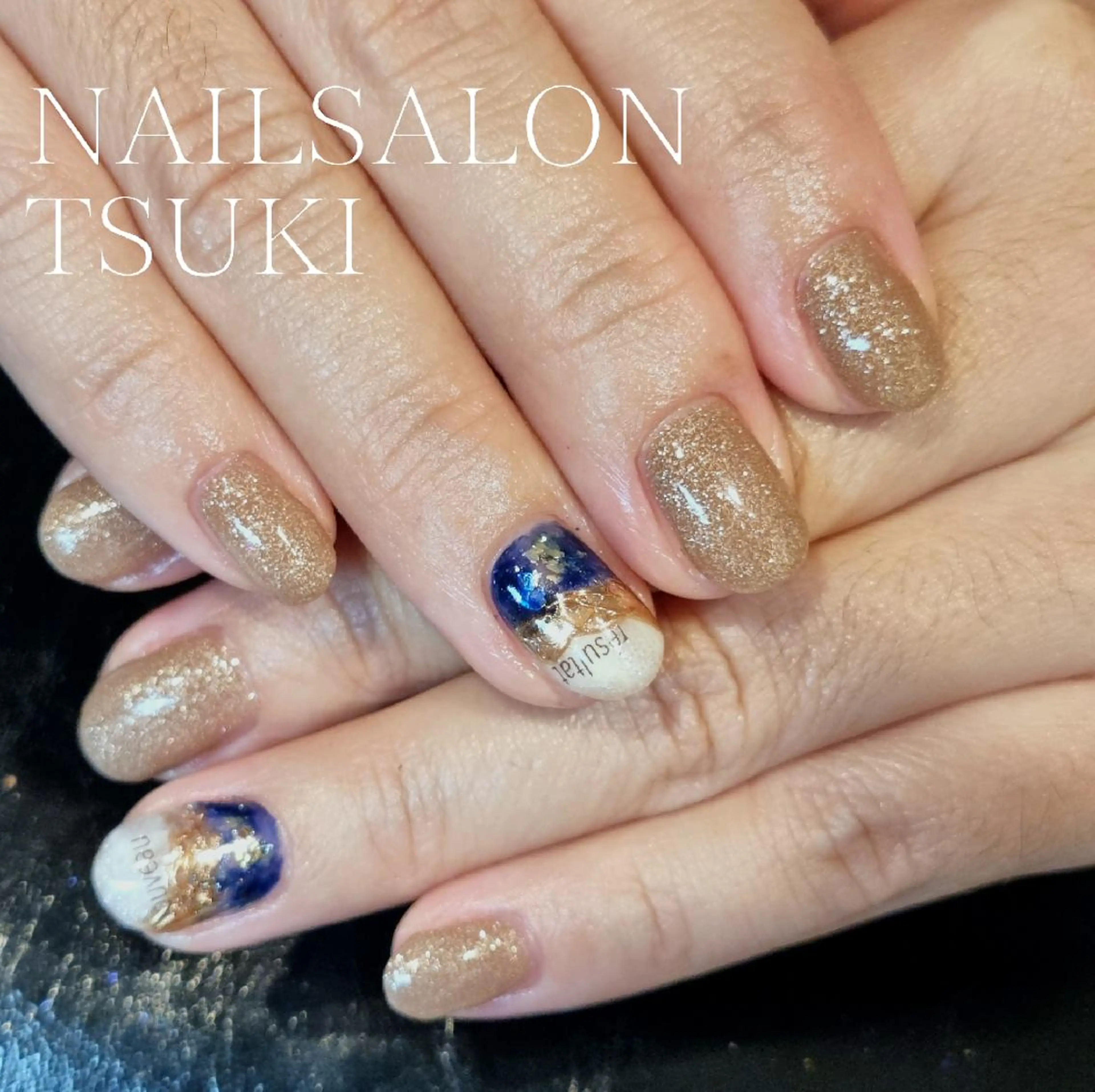 ネイル ニュアンスネイル オフィスネイル 冬ネイル クリスマス ハンドネイル Tsuki.所属・Nailsalon Tsuki.のネイルデザイン