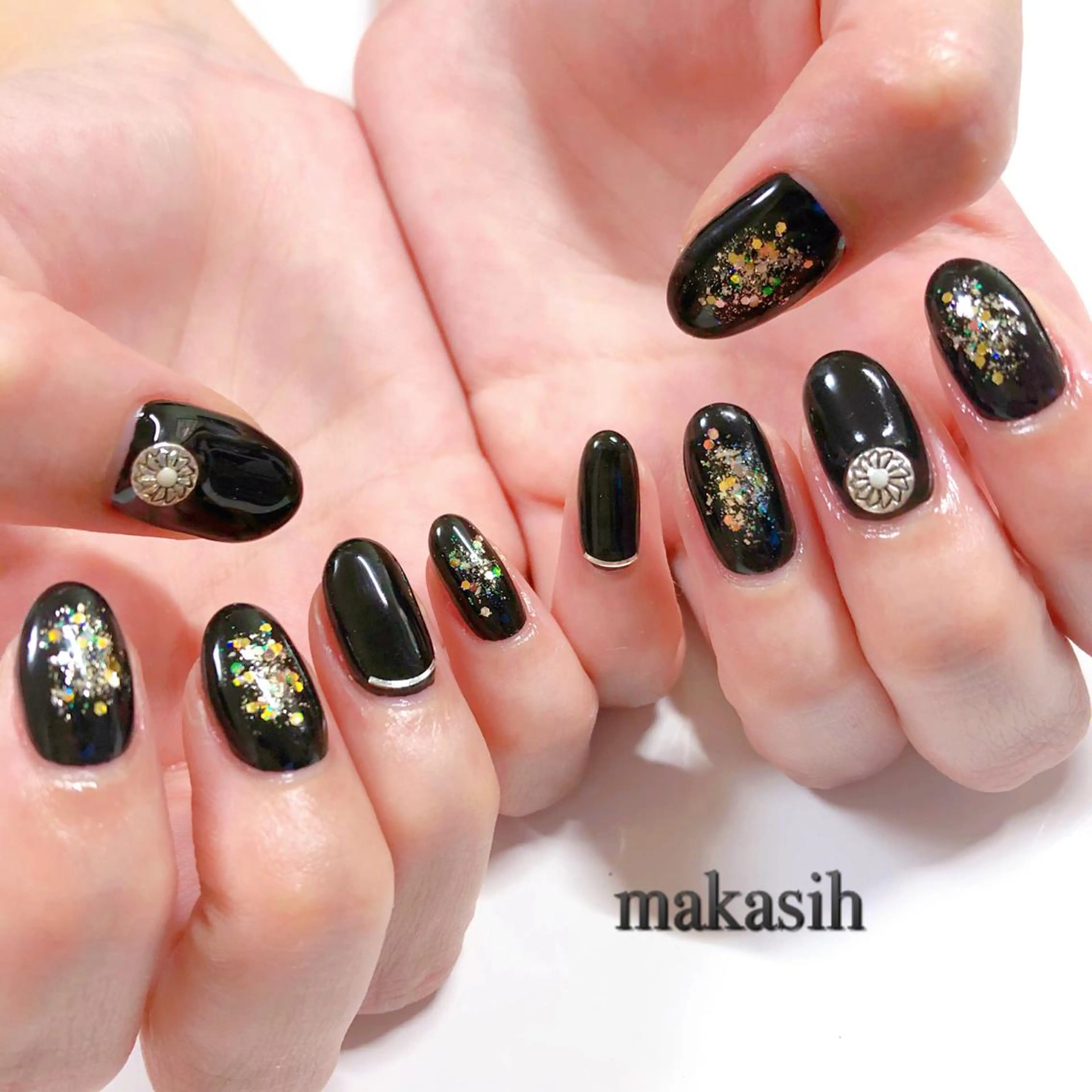 ネイル キラキラネイル 濱田 美菜子のエステ・リラクイメージ