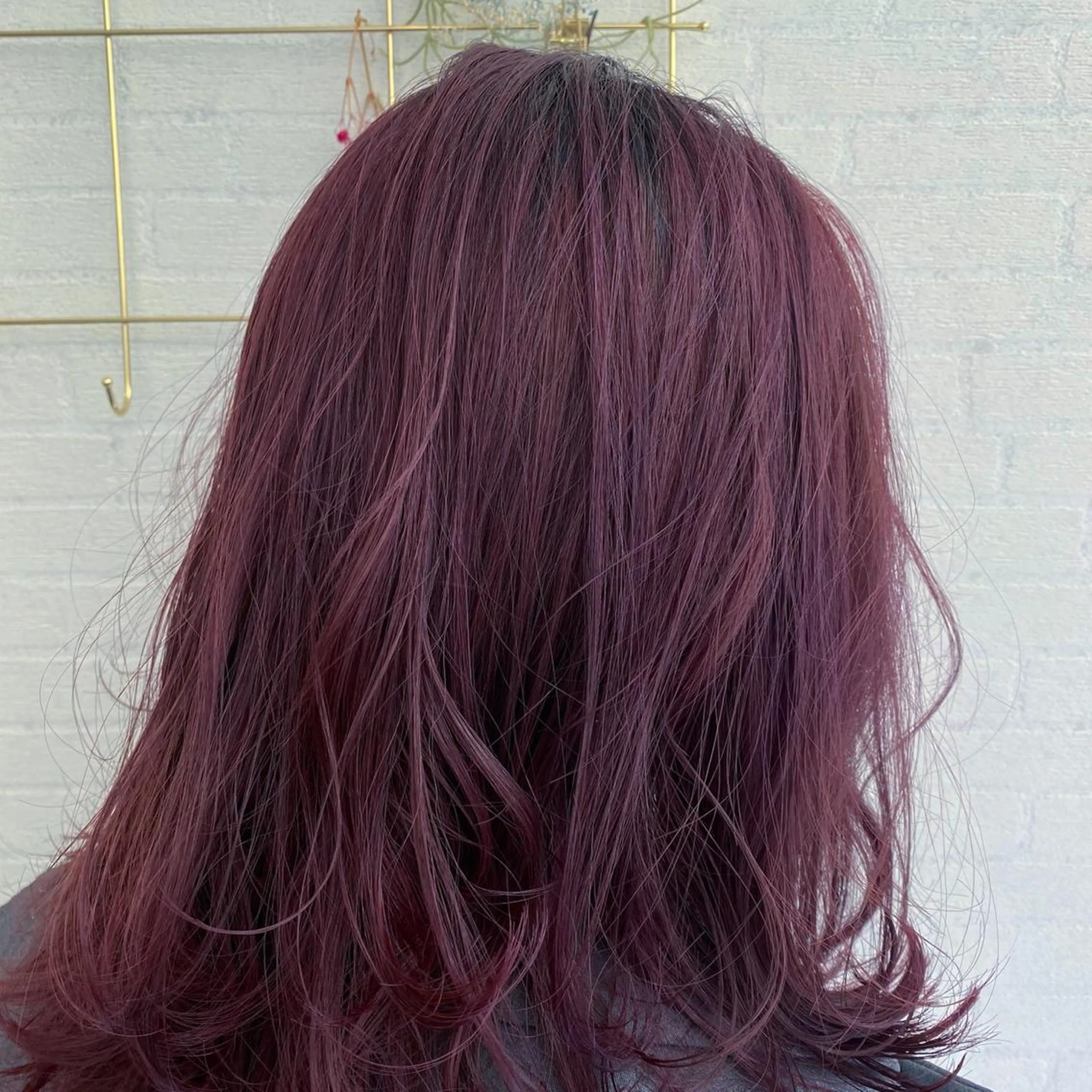 カラー ブリーチ インナーカラー👾 Chibiのヘアスタイル