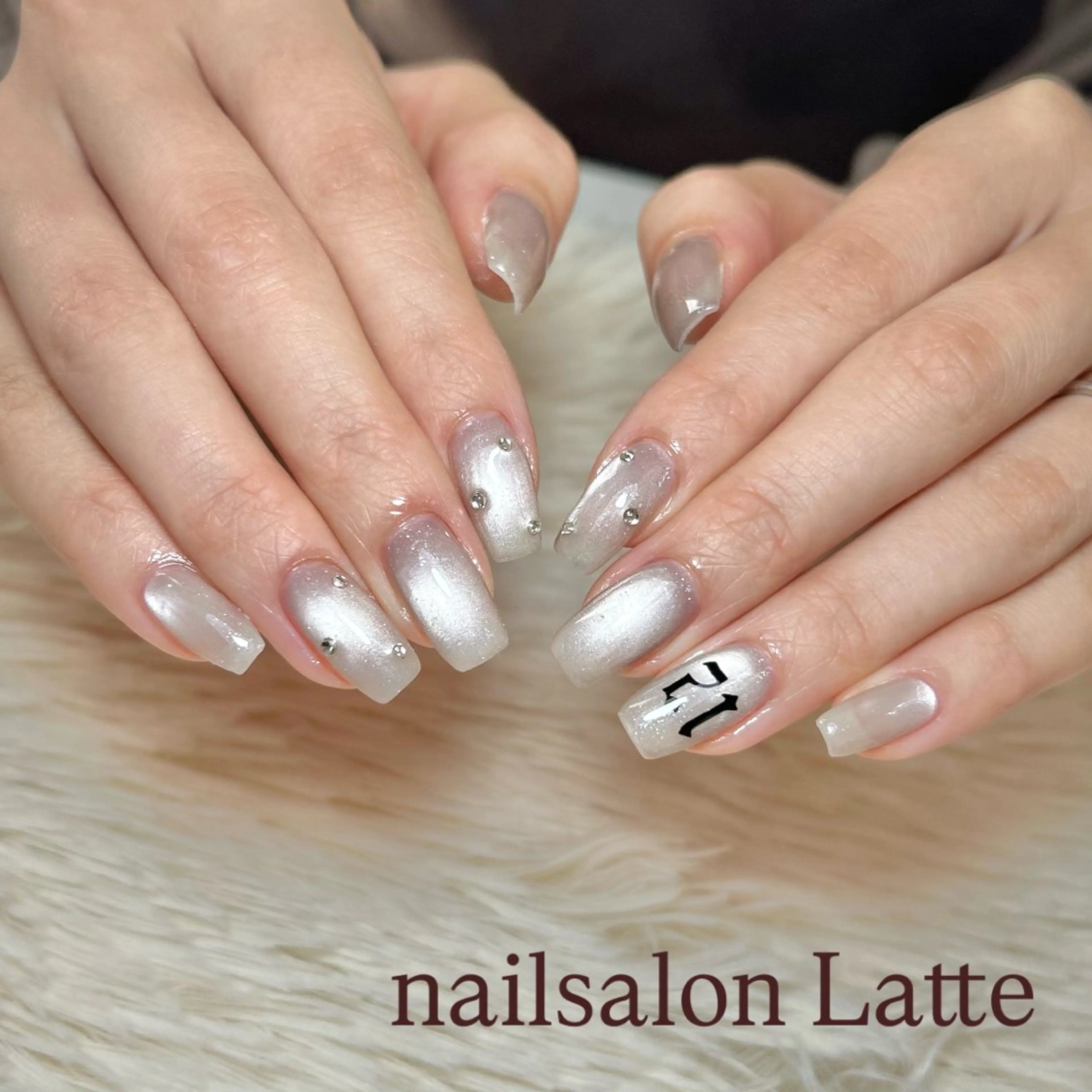 ネイル Nailsalon Latteのネイルデザイン