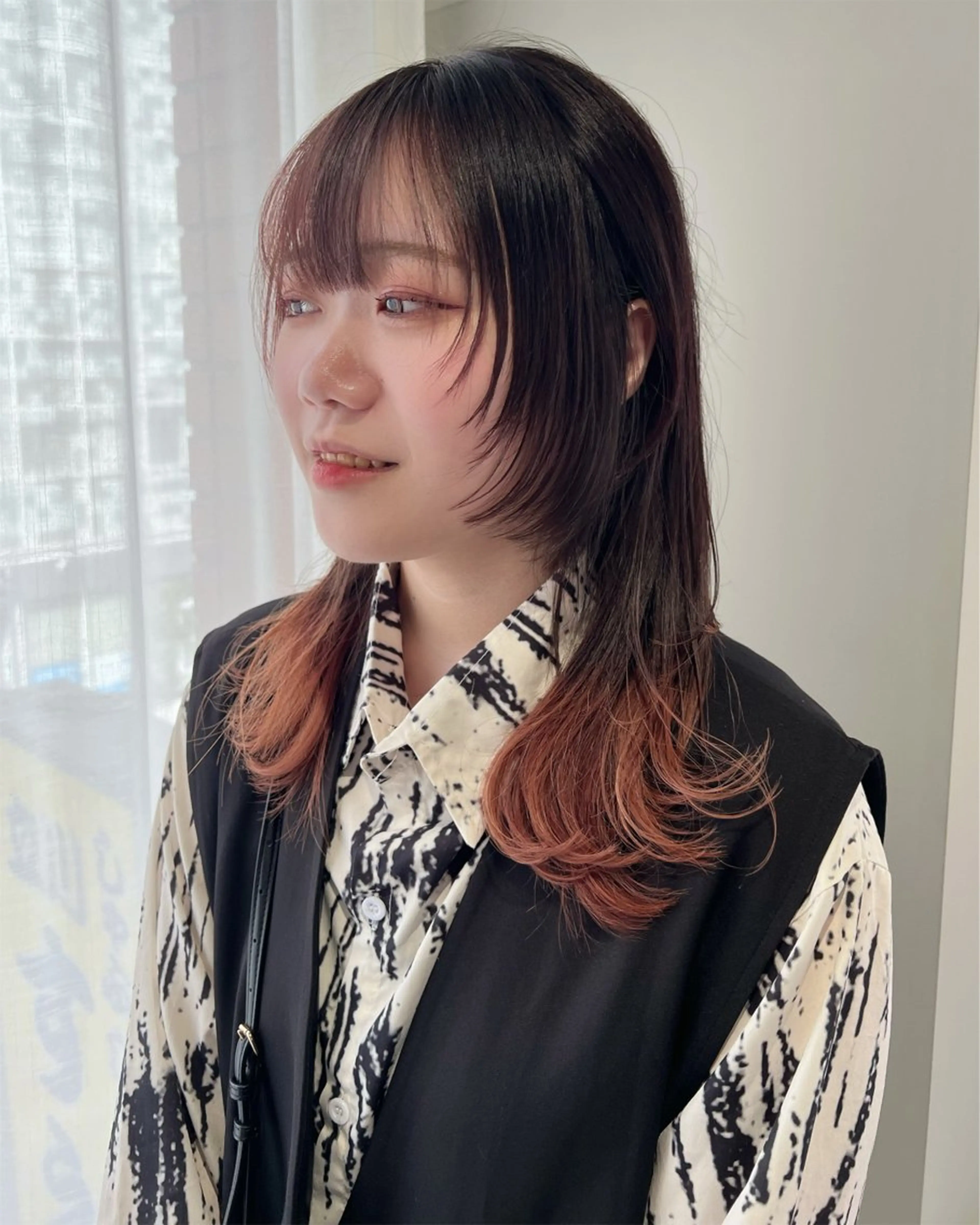 ミディアム 🐺立川のウルフ屋 さん🐺おかみ🐺のヘアスタイル