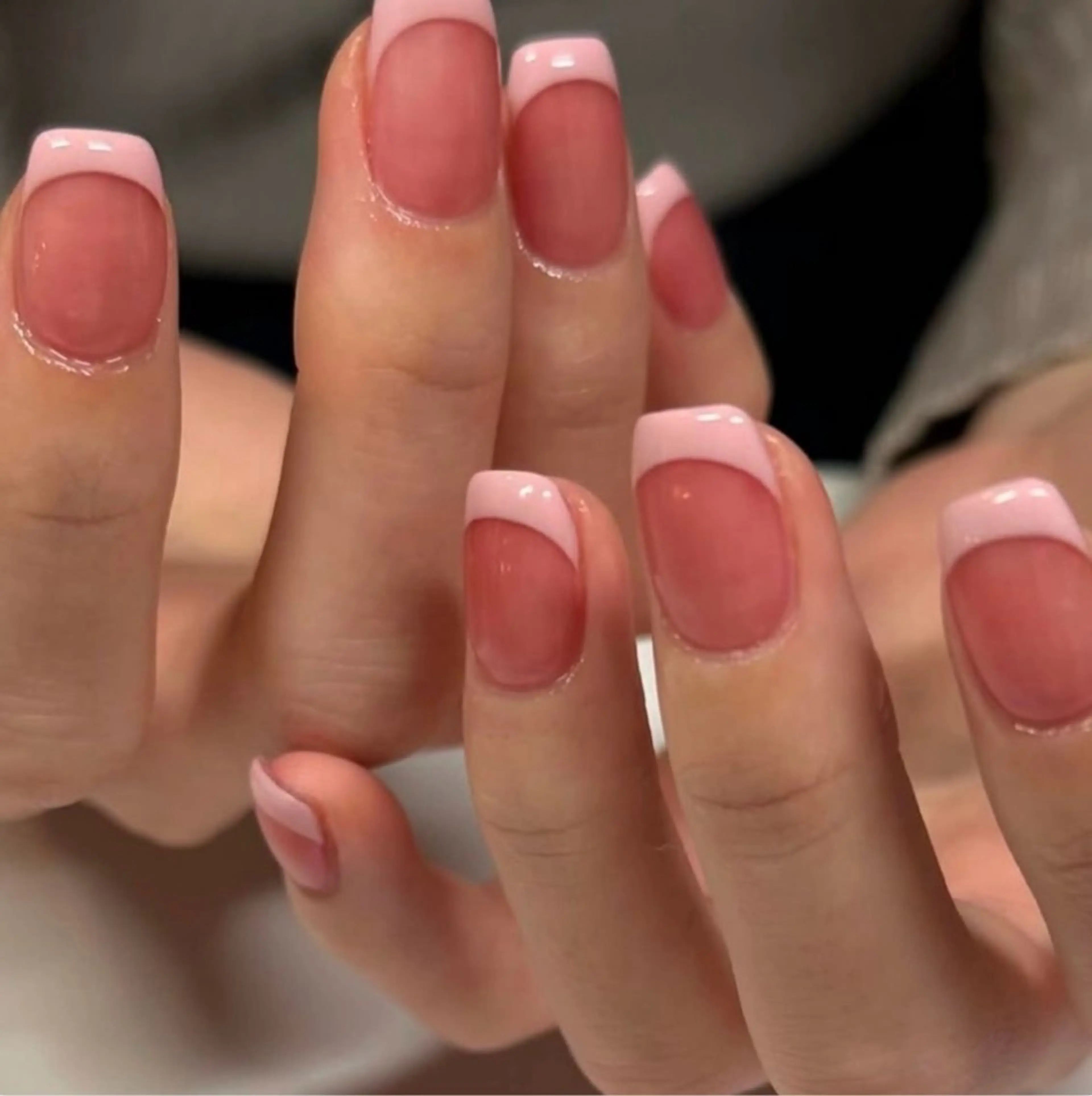 【フレンチネイル💫】オフ込み✨+¥1000でベースカラーお選びいただけます🌼の写真