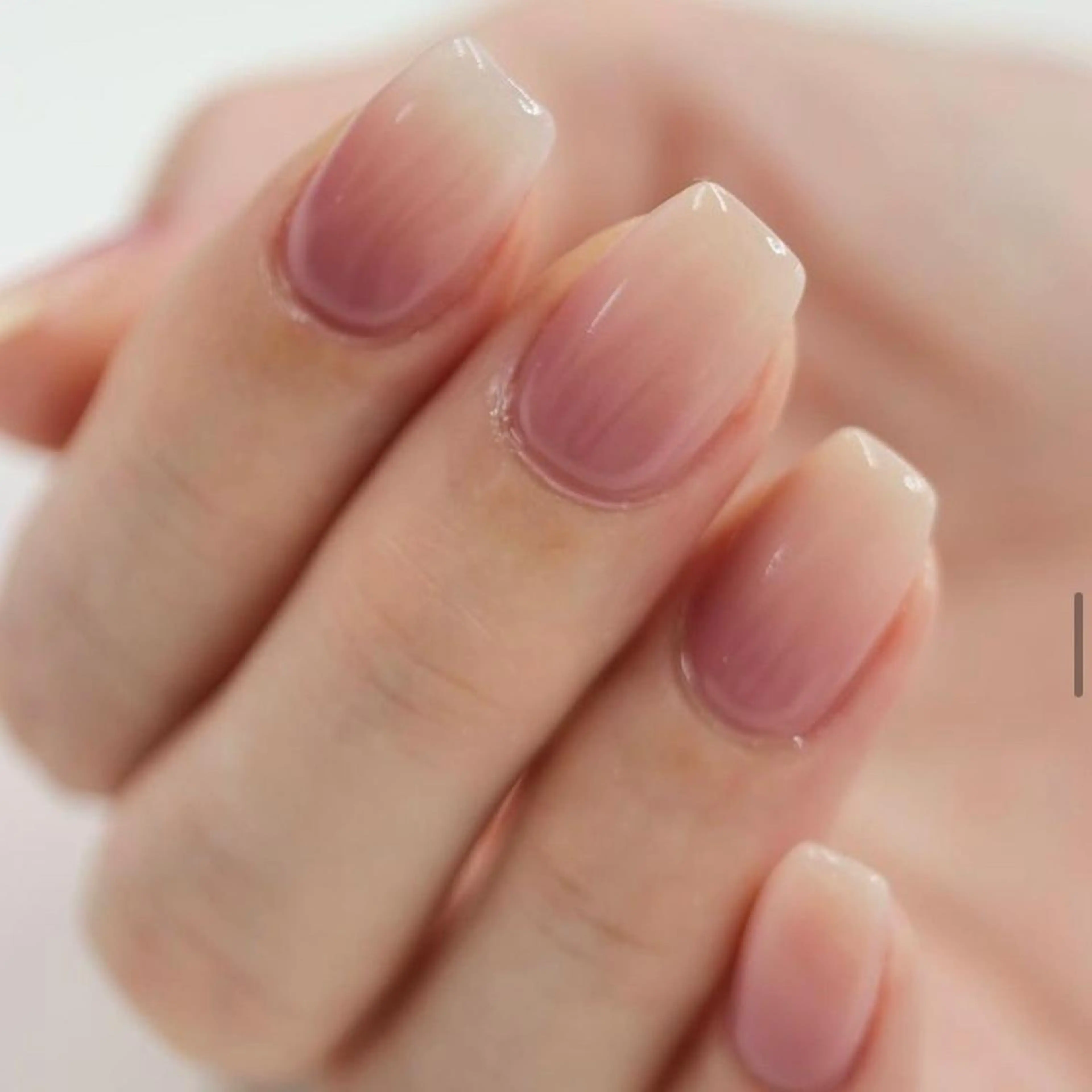 ネイル グラデーション ピンク ハンドネイル Faire MIKIのネイルデザイン