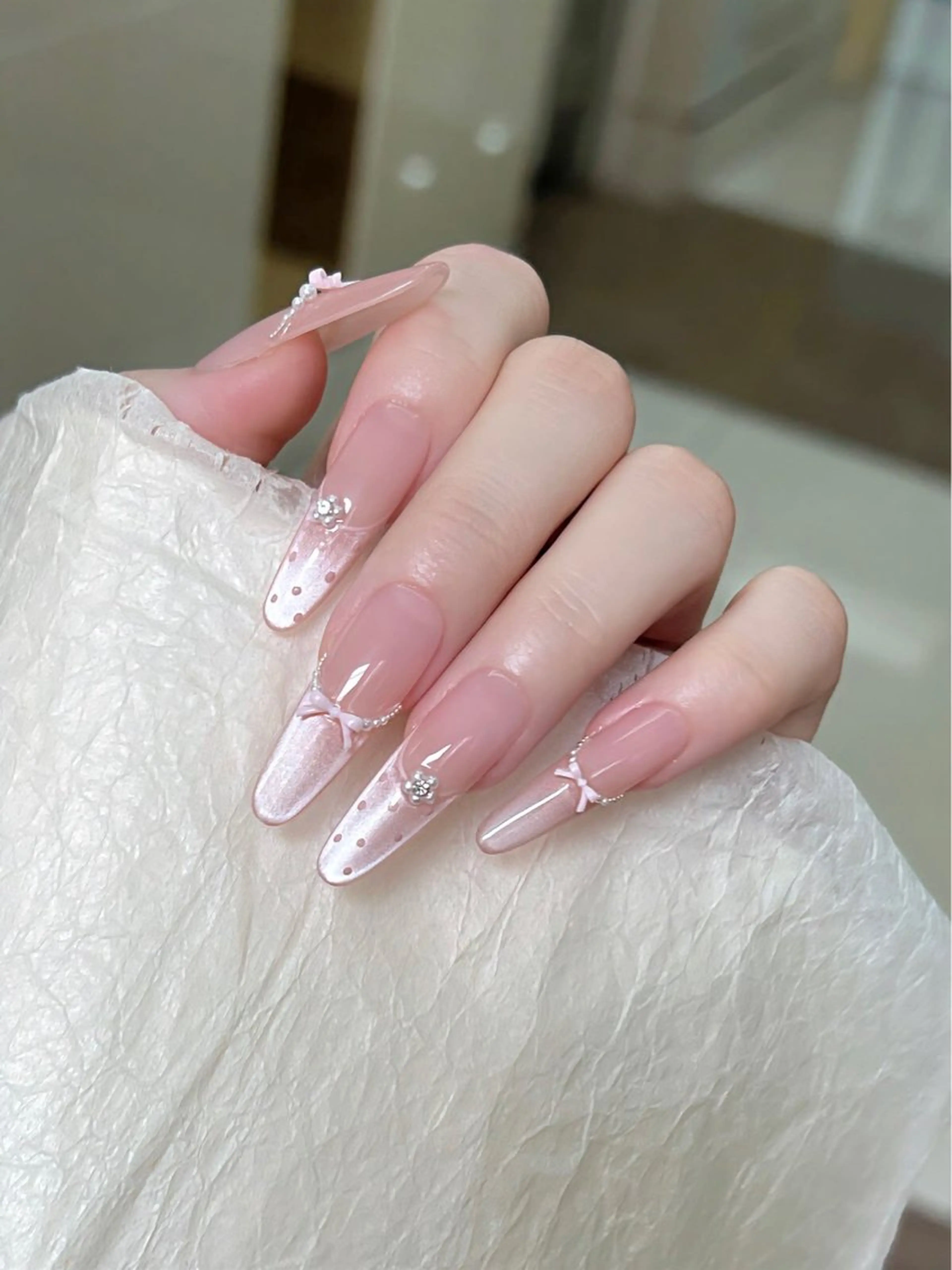 ネイル ジェルネイル 持ち込み ハンドネイル FUJI Nail Salon所属・FUJI NAILSALONのネイルデザイン