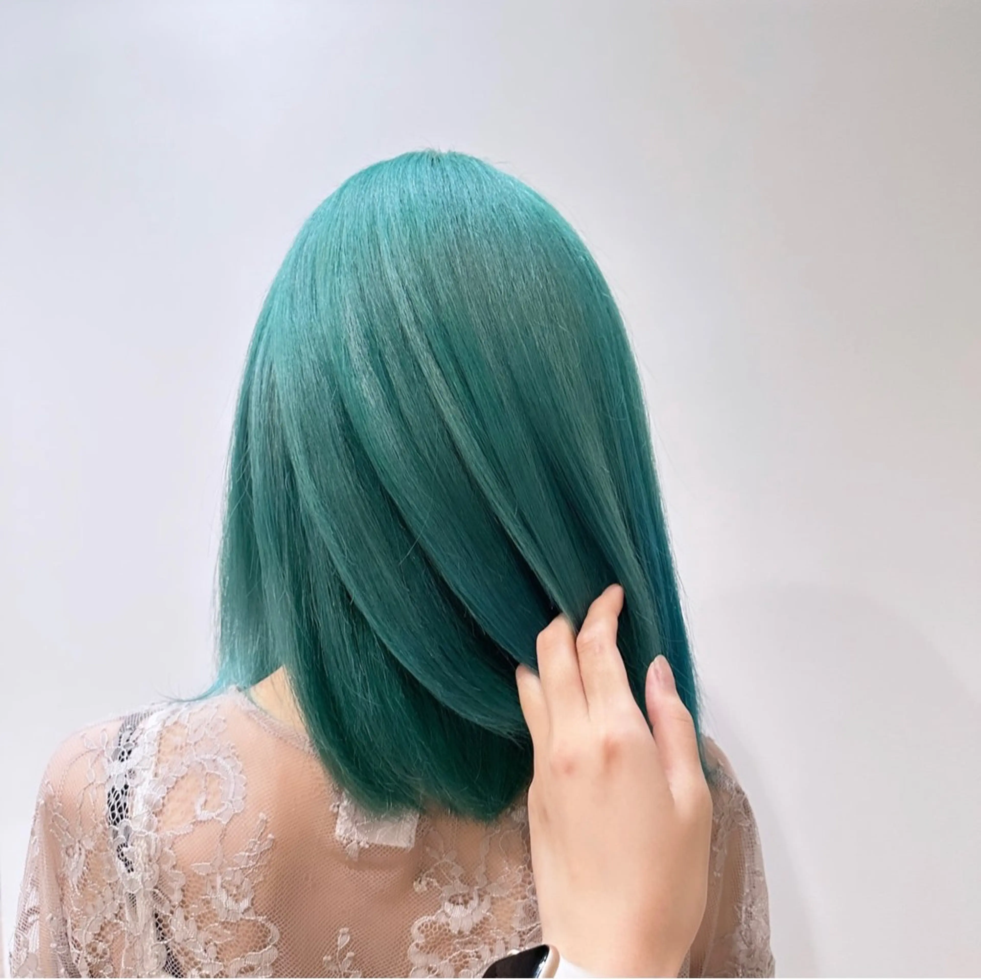 ミディアム カラー octo所属・梅澤 杏菜のヘアスタイル