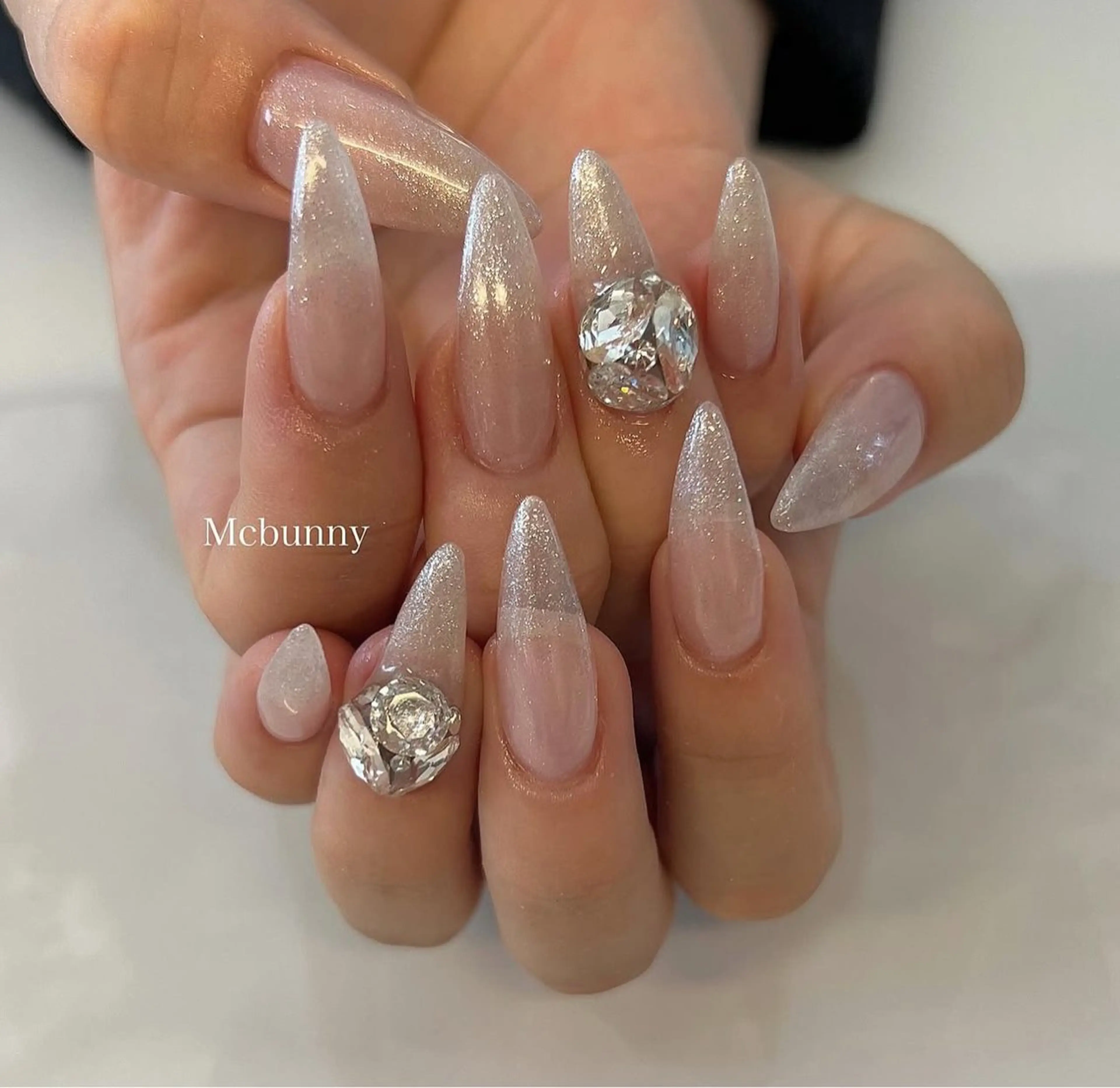 ネイル Mcbunny ［東天満］💅のネイルデザイン