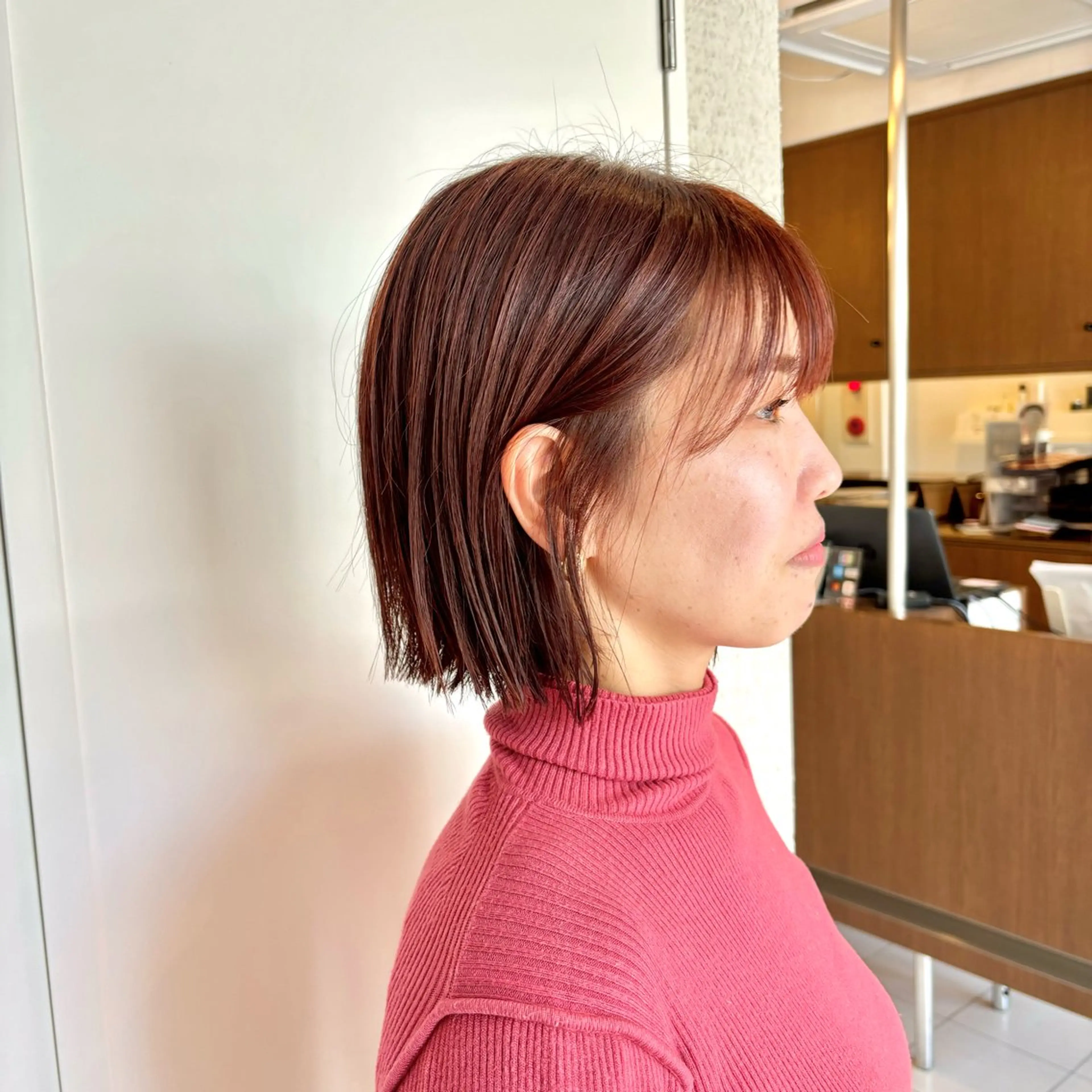 ショート カラー 切りっぱなしボブ オレンジ レッドカラー ボブ 透明感カラー/ 寺田千雅子のヘアスタイル