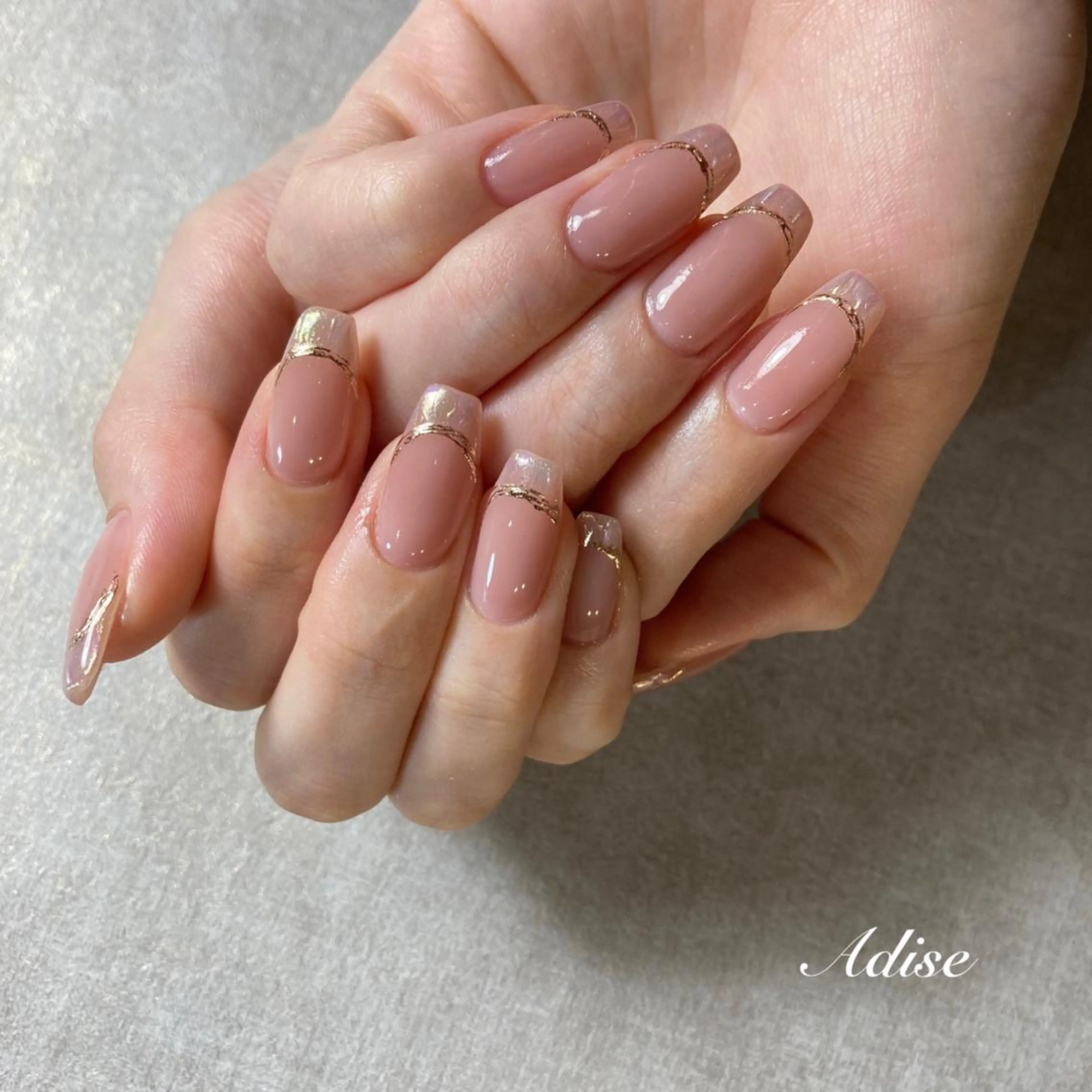 ネイル フレンチネイル グラデーション ニュアンスネイル オフィスネイル 第一印象専門サロン ADISEのエステ・リラクイメージ