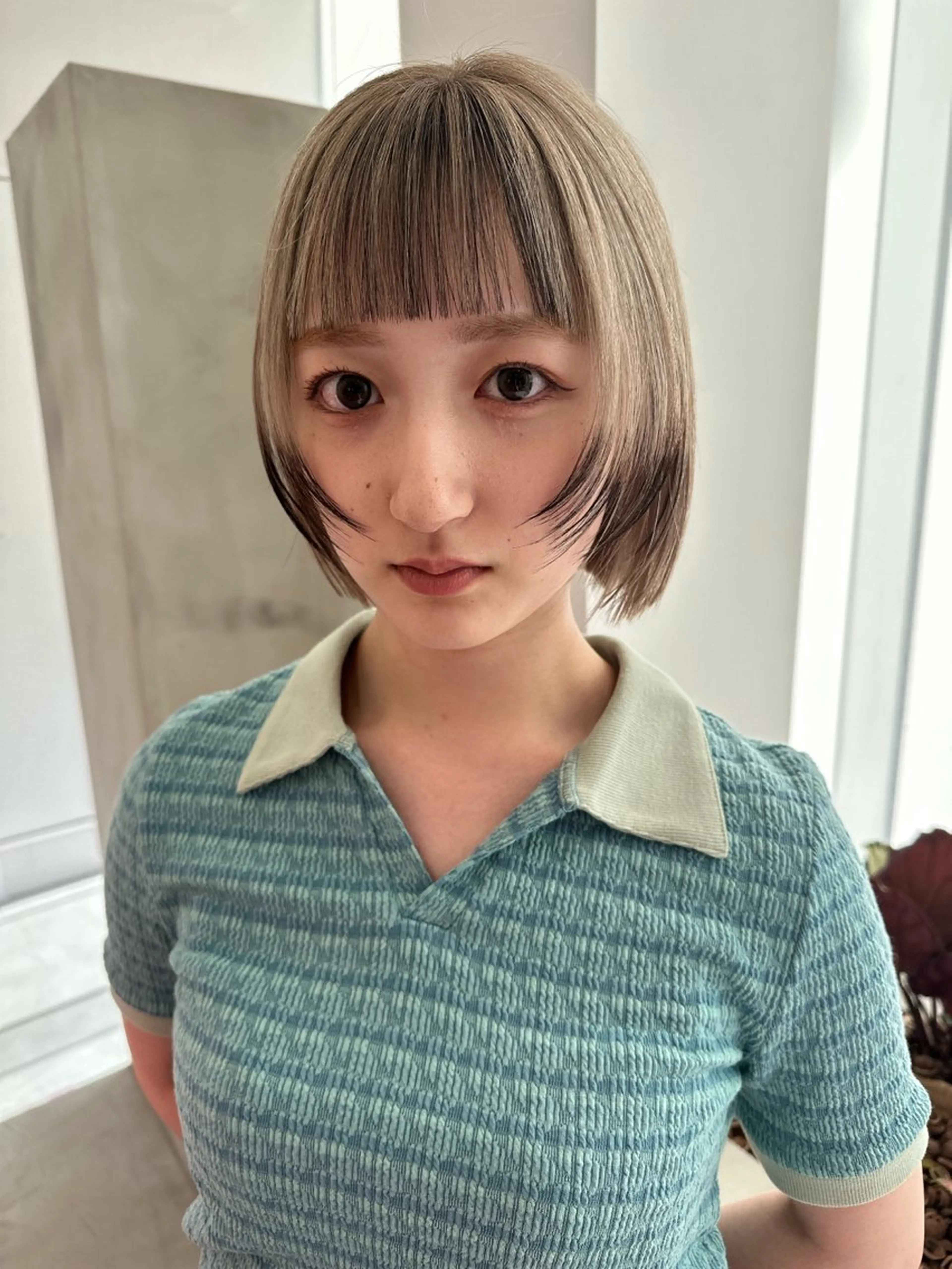 ショート カラー 中山 まどかのヘアスタイル