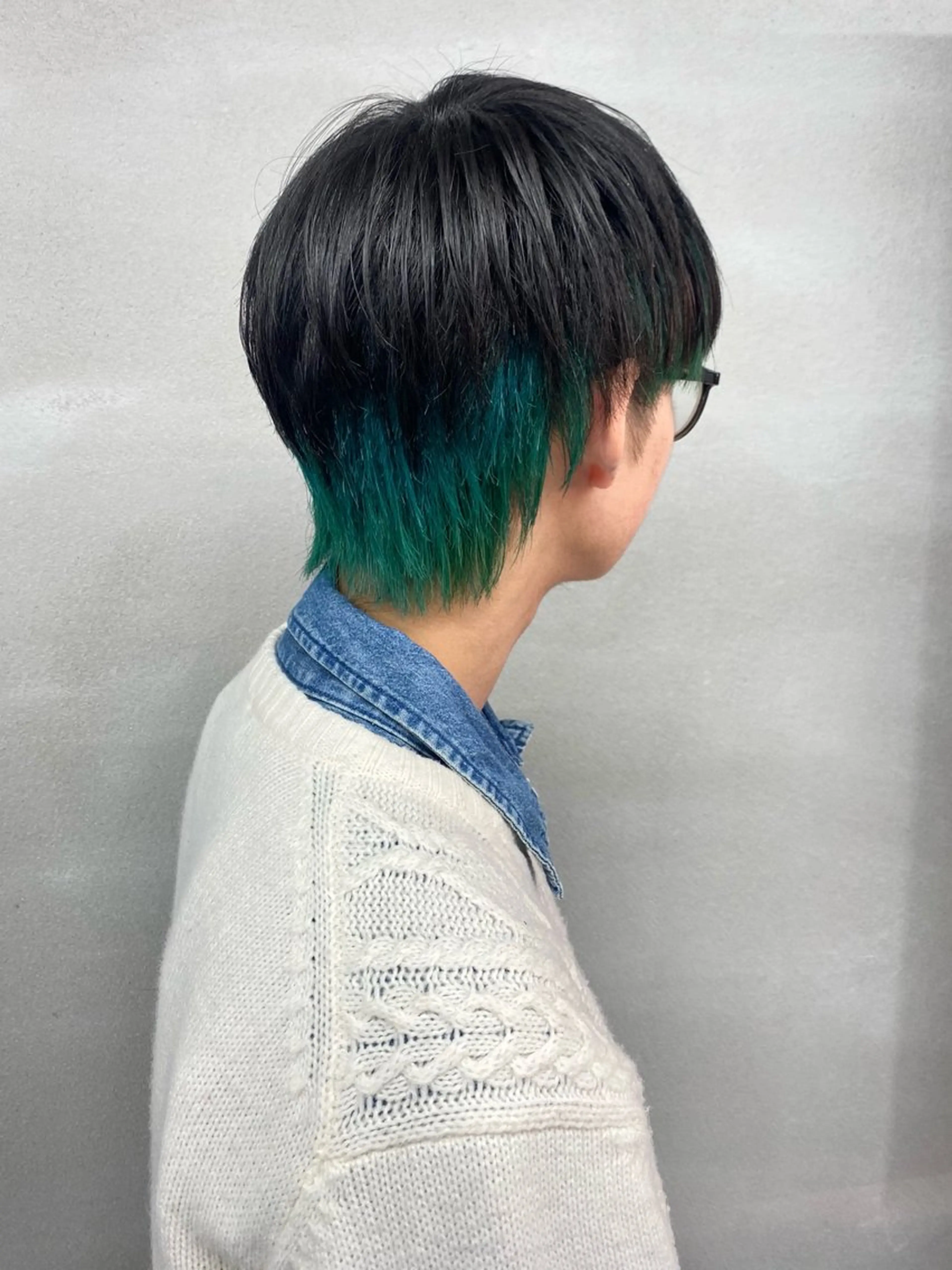 カラー メンズ メンズブリーチ メンズインナーカラー マッシュウルフ マッシュ メンズウルフカット 柏 デザインカラー/ レイヤー🐣シオリのヘアスタイル