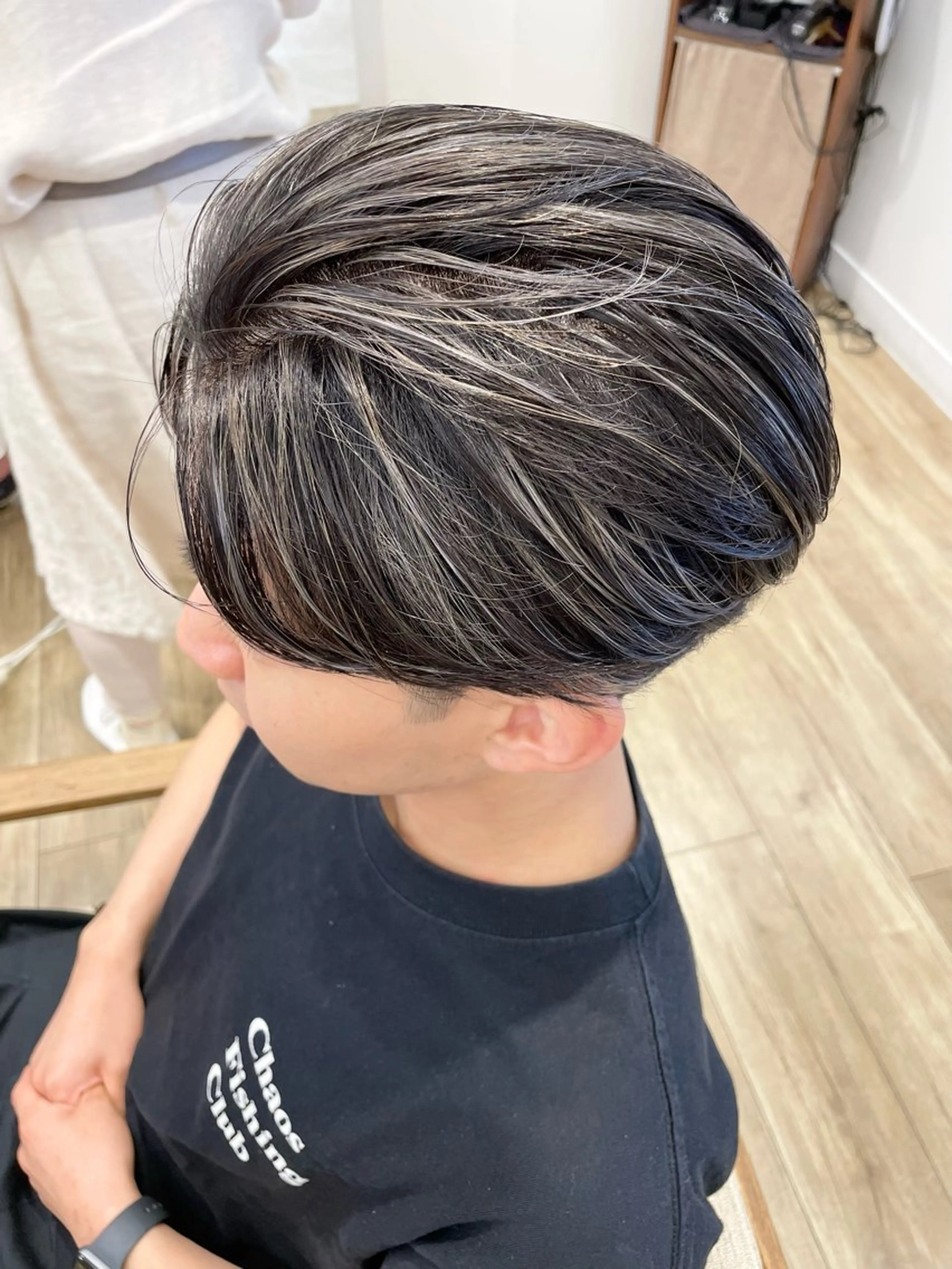 ショート カラー メンズ メンズメッシュ マッシュ 刈り上げ メッシュ 松田 /骨格矯正カットのヘアスタイル