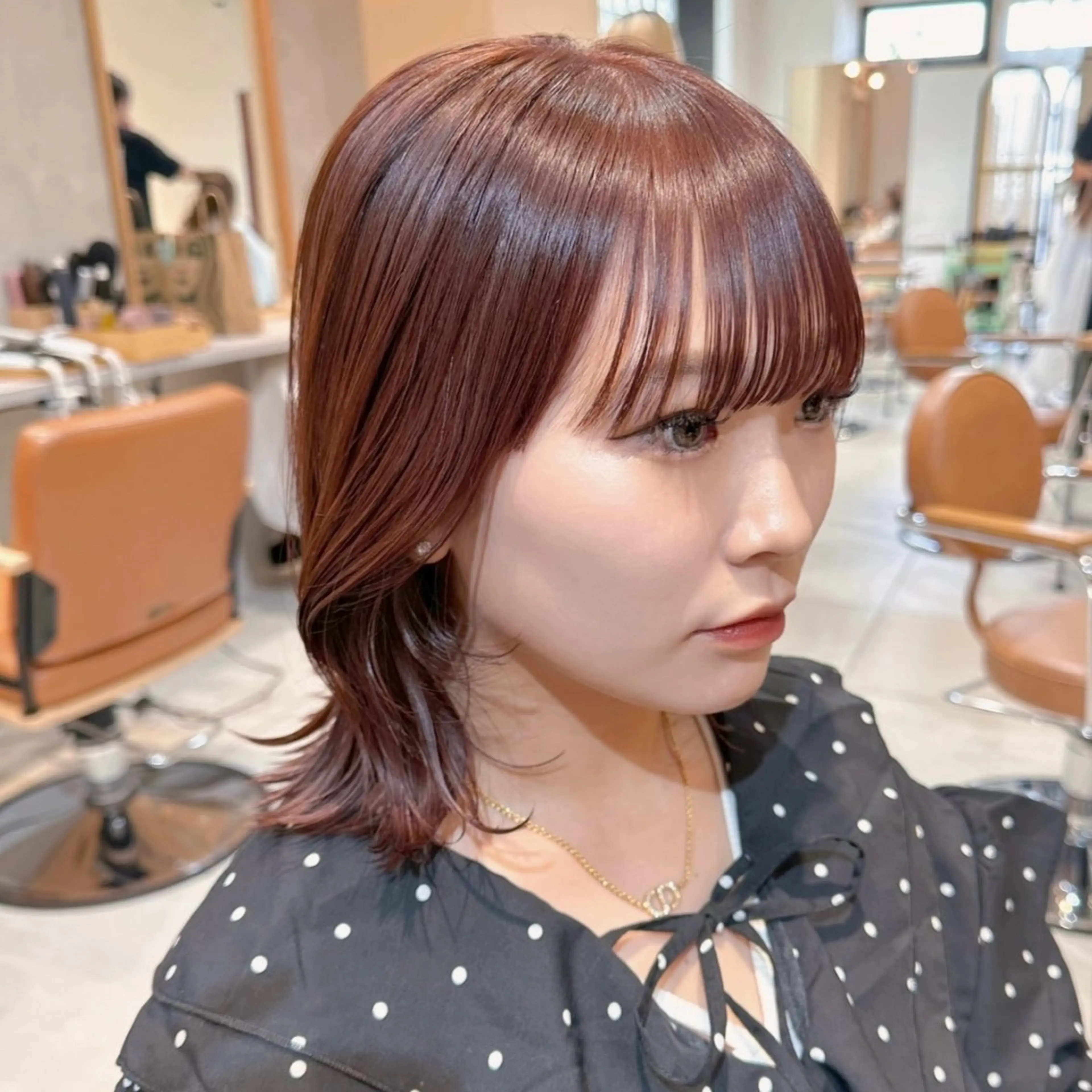 【🤎大人かわいい艶カラー🤎】レッドブラウン＋補修トリートメントの写真