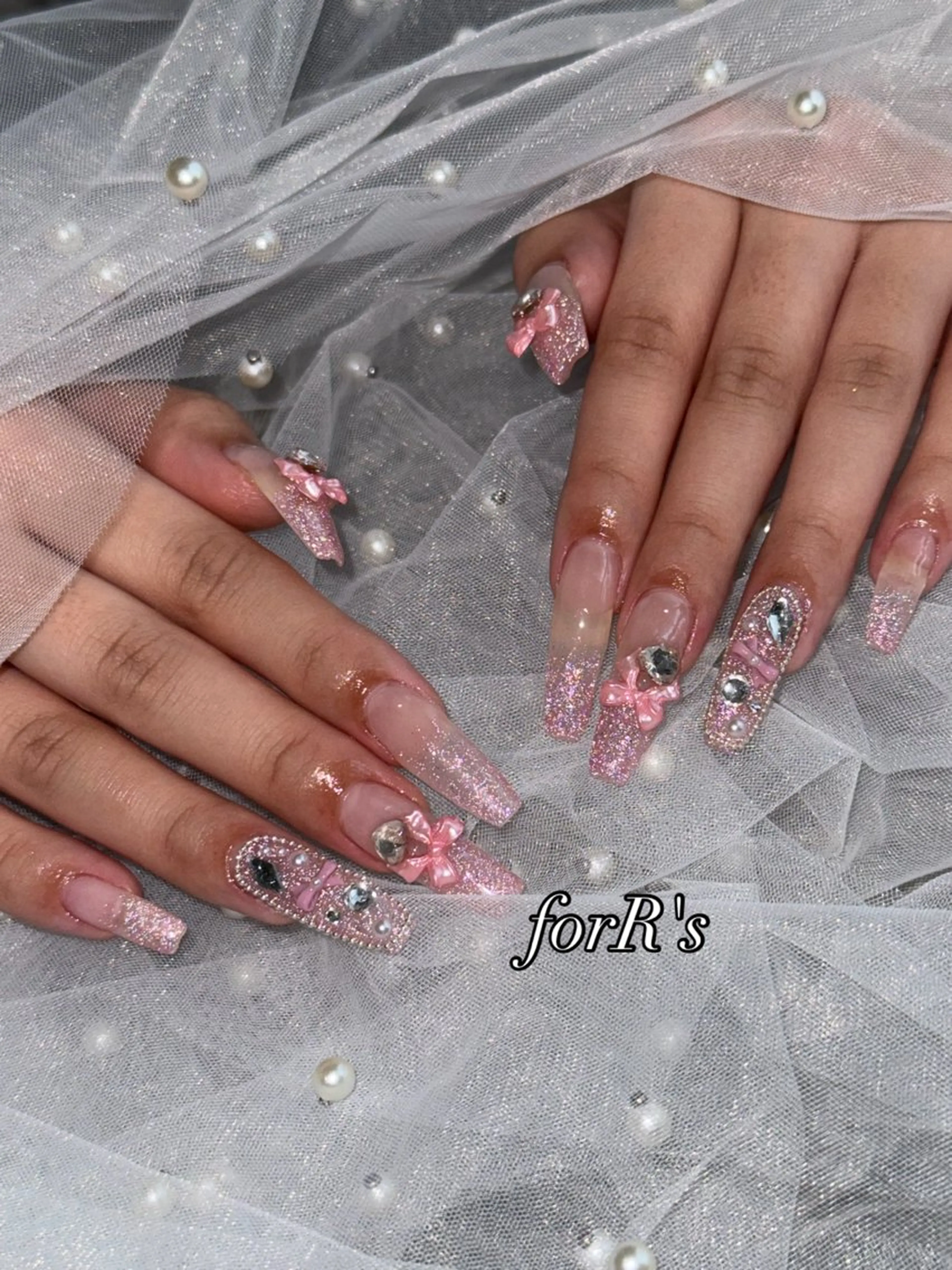 ロング ハンドネイル forR's AIKAのネイルデザイン