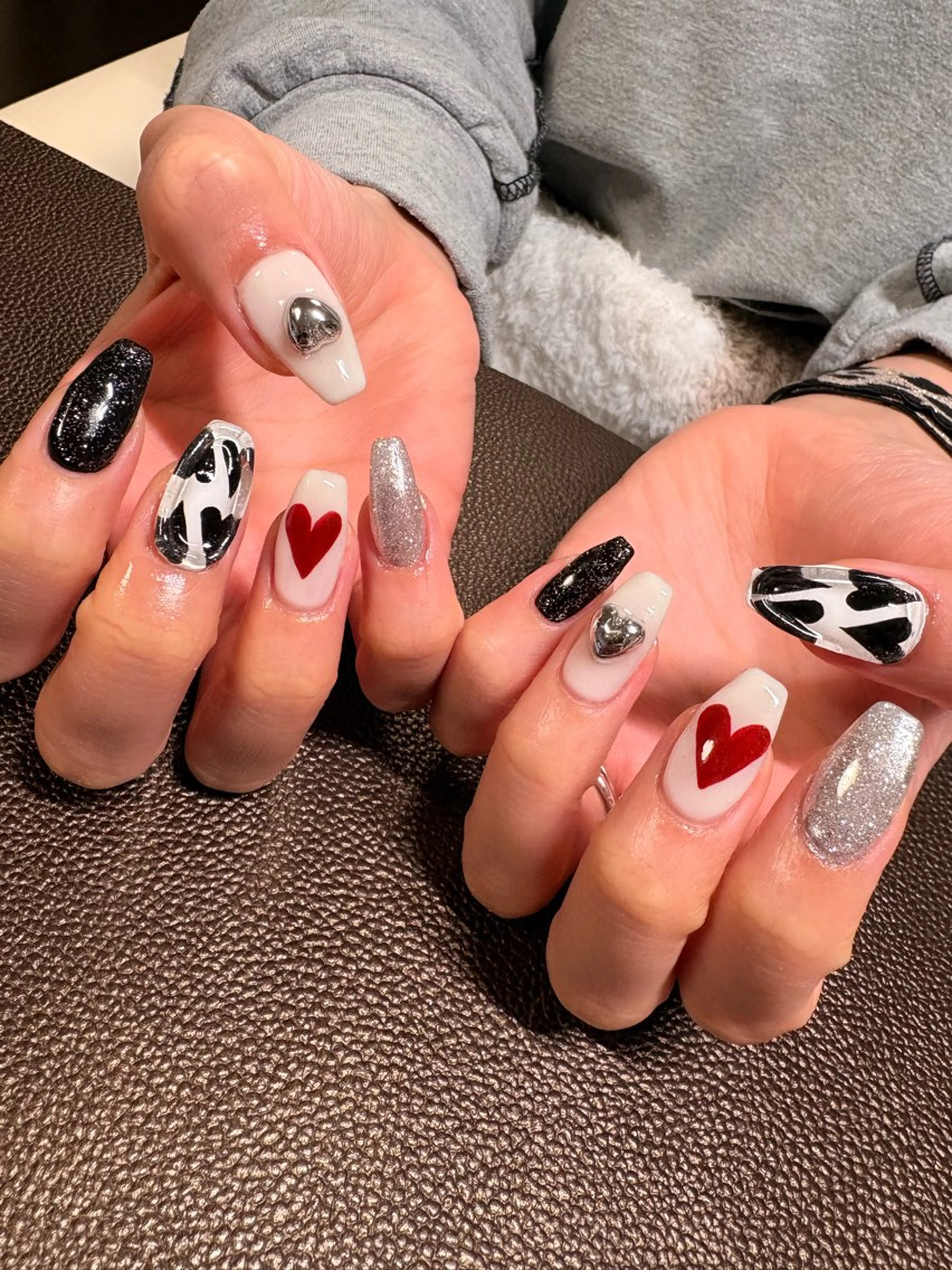 ネイル ハート バレンタイン ハンドネイル private nail salon Sugar所属・Sugar Erikaのネイルデザイン