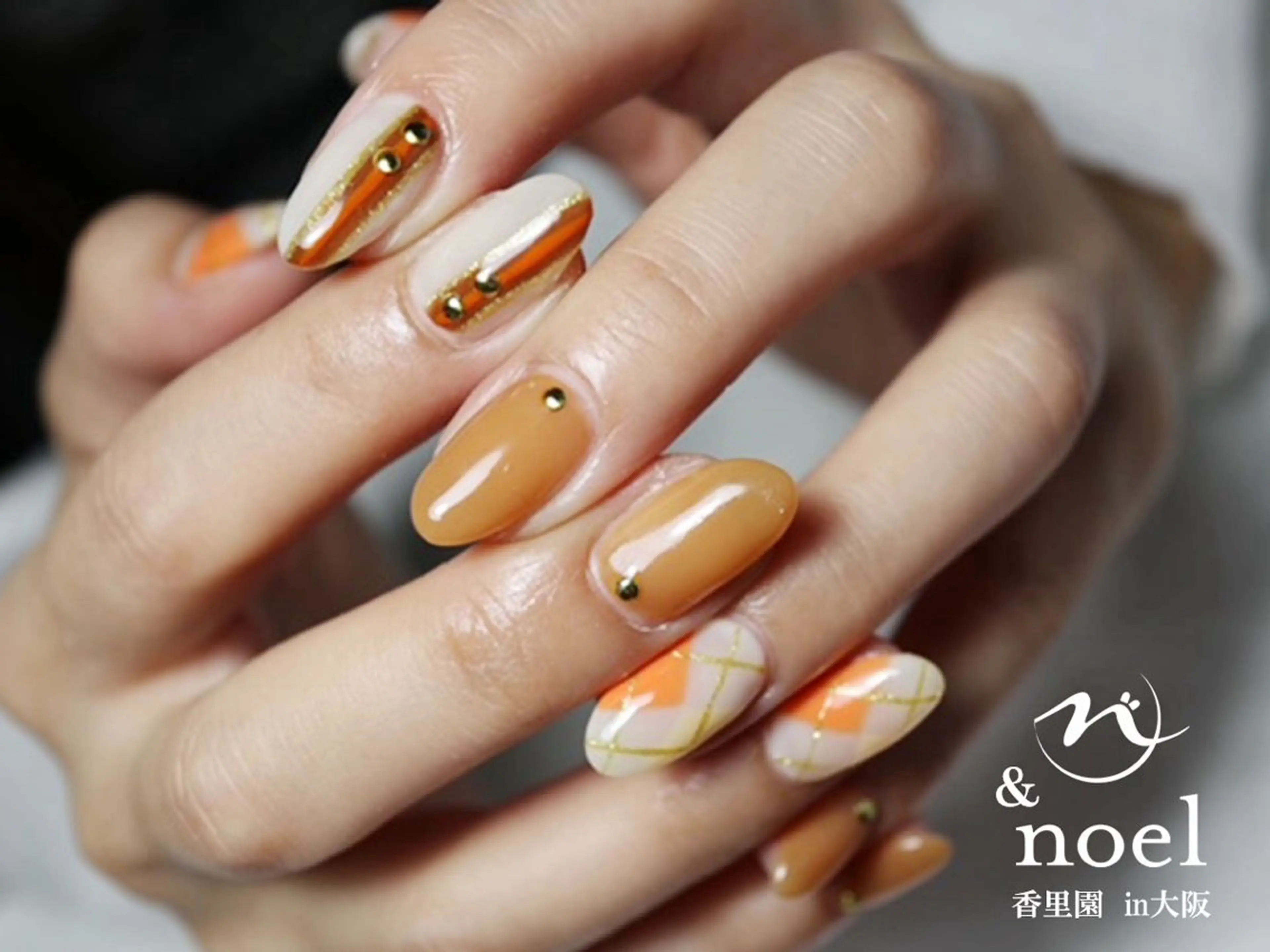 ネイル ブラウン ラメ(グリッター) ハンドネイル Nailsalon Noël所属・Nailsalon &Noelのネイルデザイン