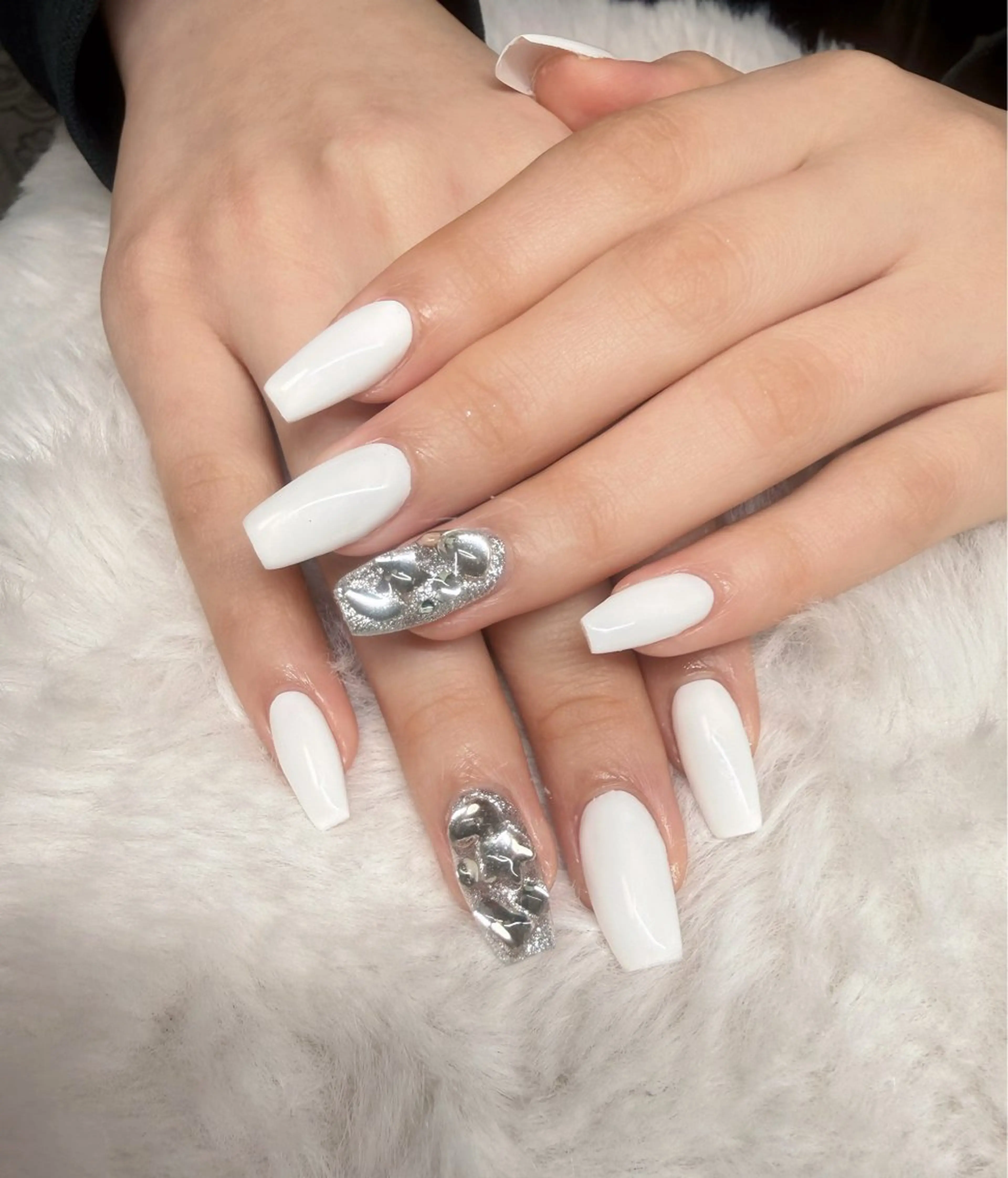 ネイル ハンドネイル ハンドケア リン リンのネイルデザイン