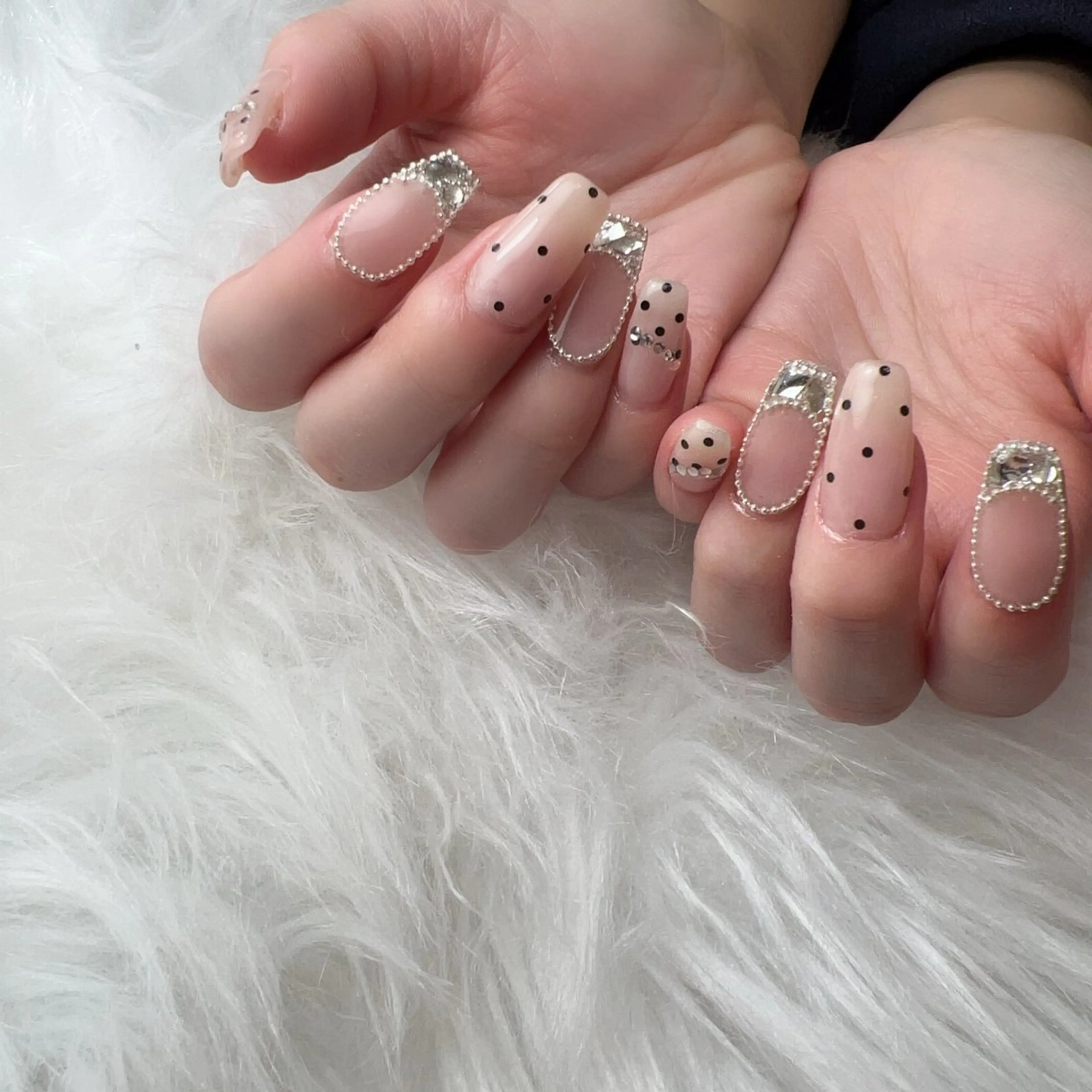 ネイル nailstudio ′ecole所属・nailstudio ′ecoleのネイルデザイン