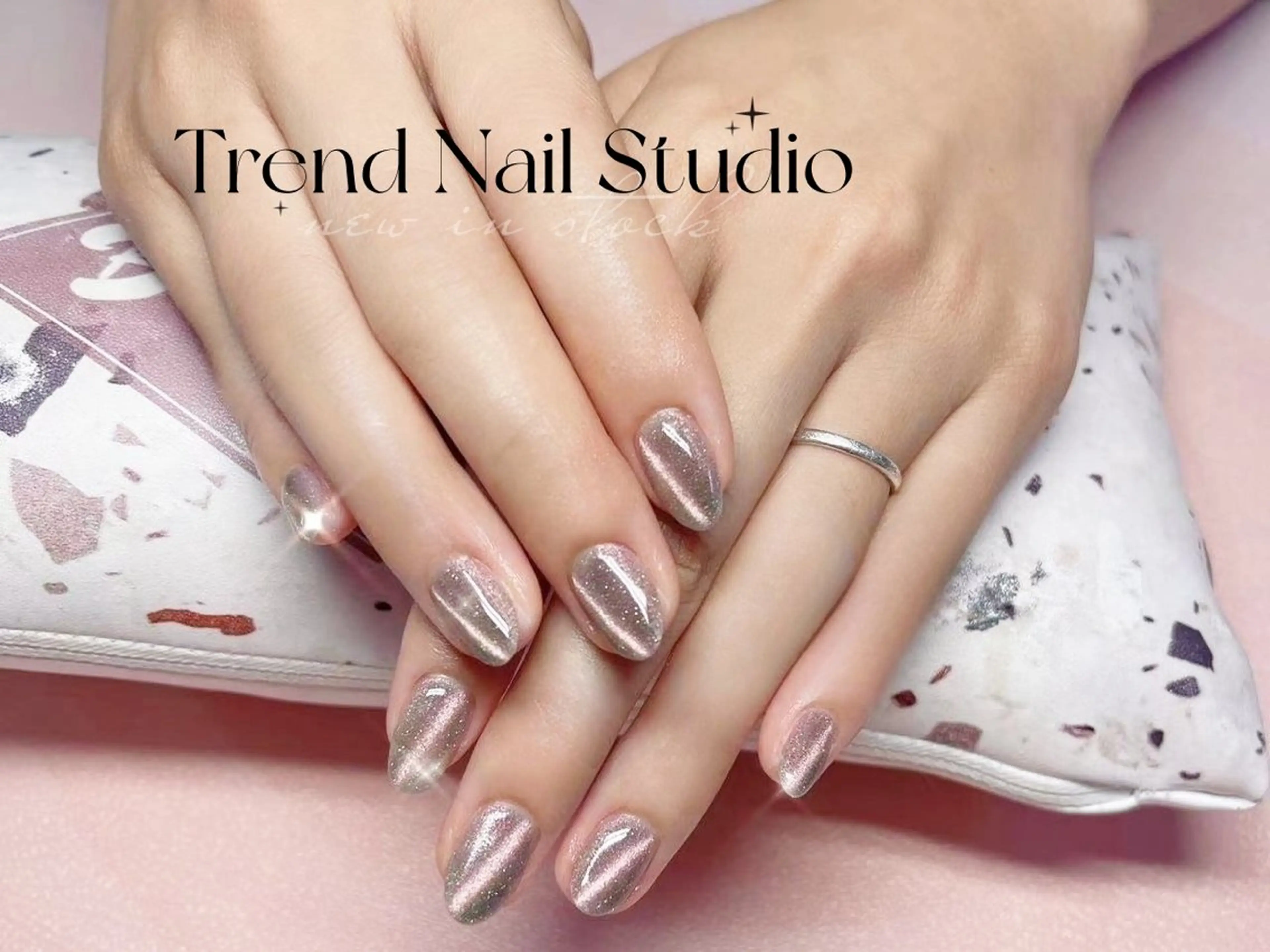 ネイル トレンド ネイル スタジオのネイルデザイン