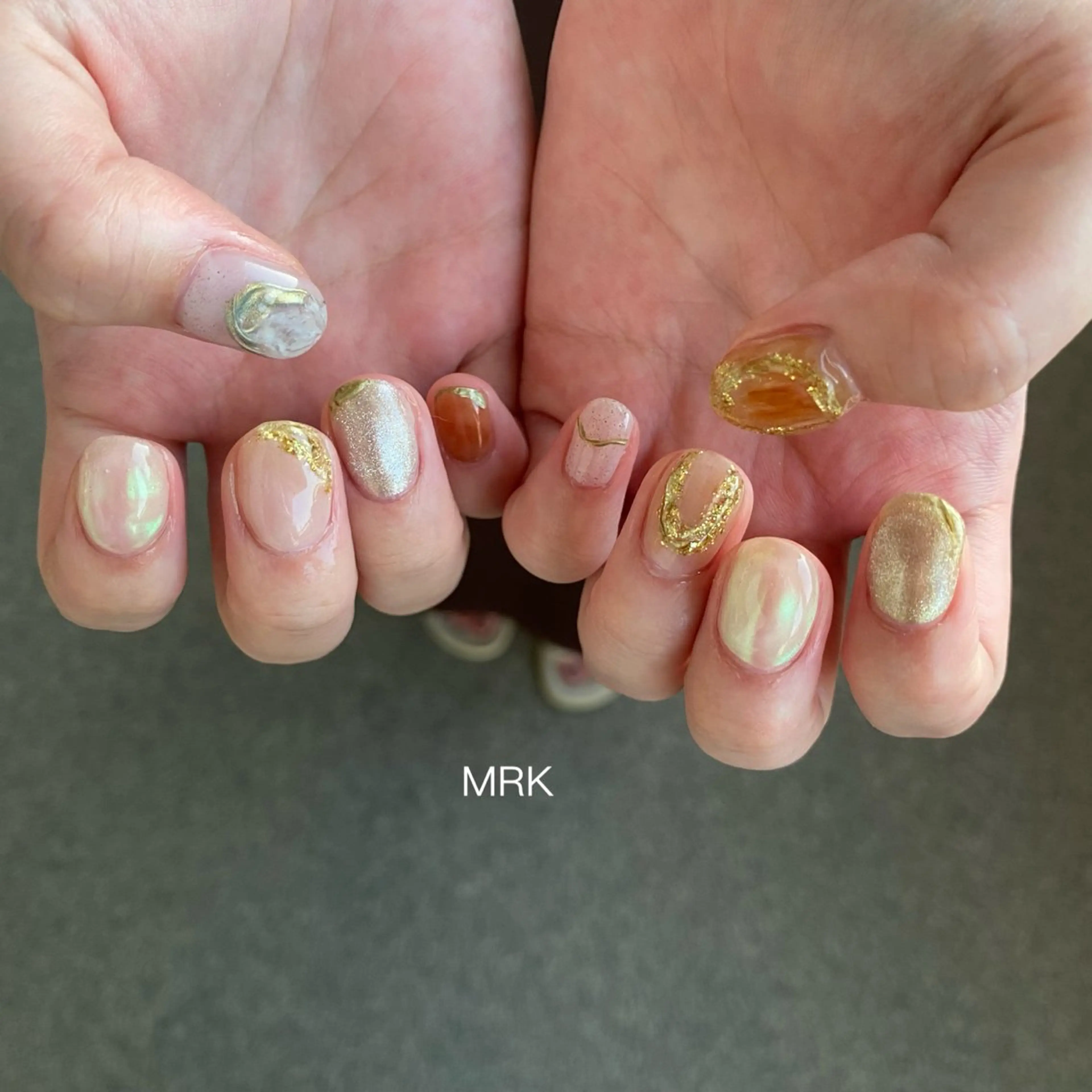 ネイル ミラーネイル ニュアンスネイル MARUKO nailのネイルデザイン