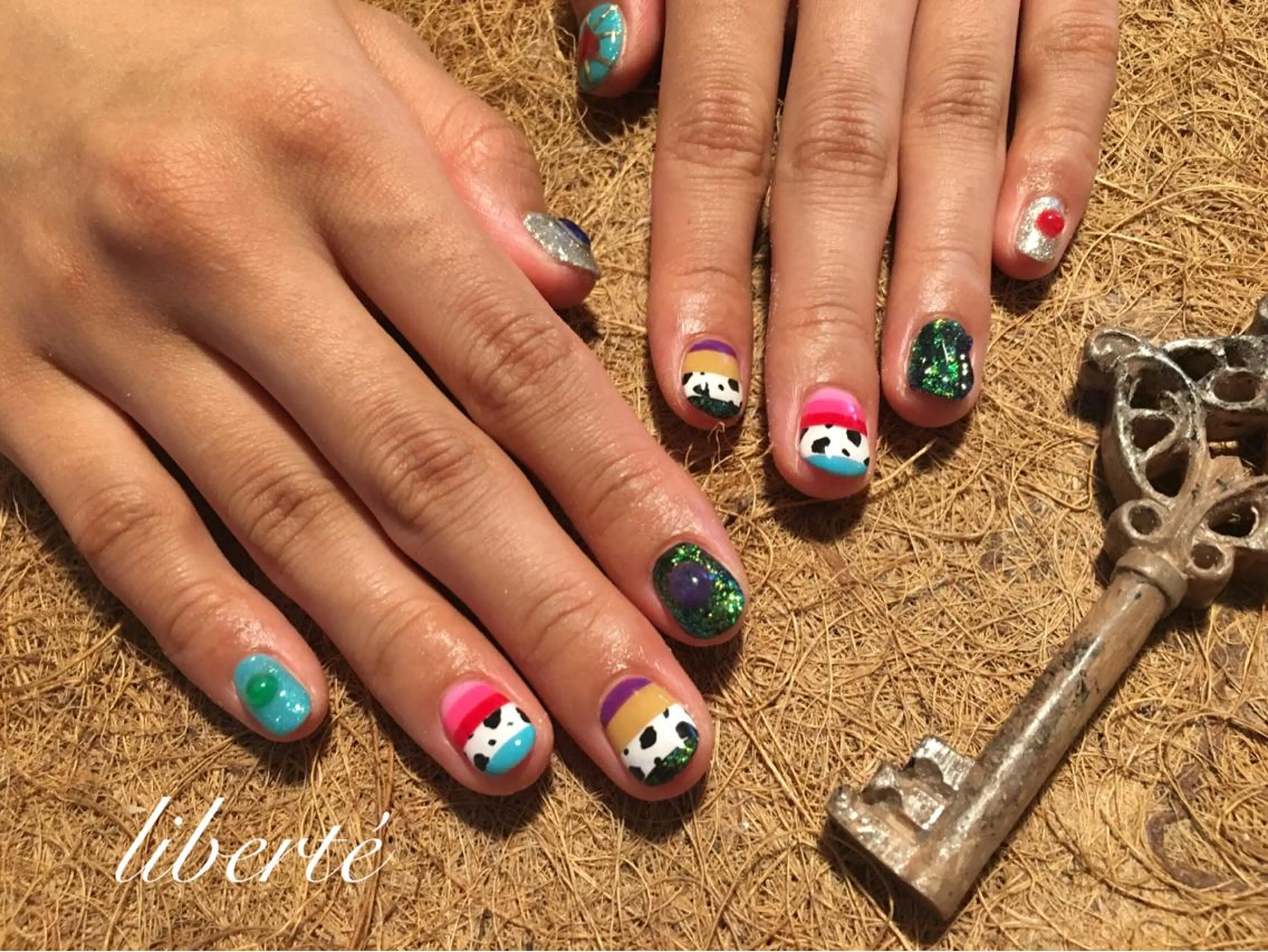 ネイル liberté (リベルテ)のネイルデザイン