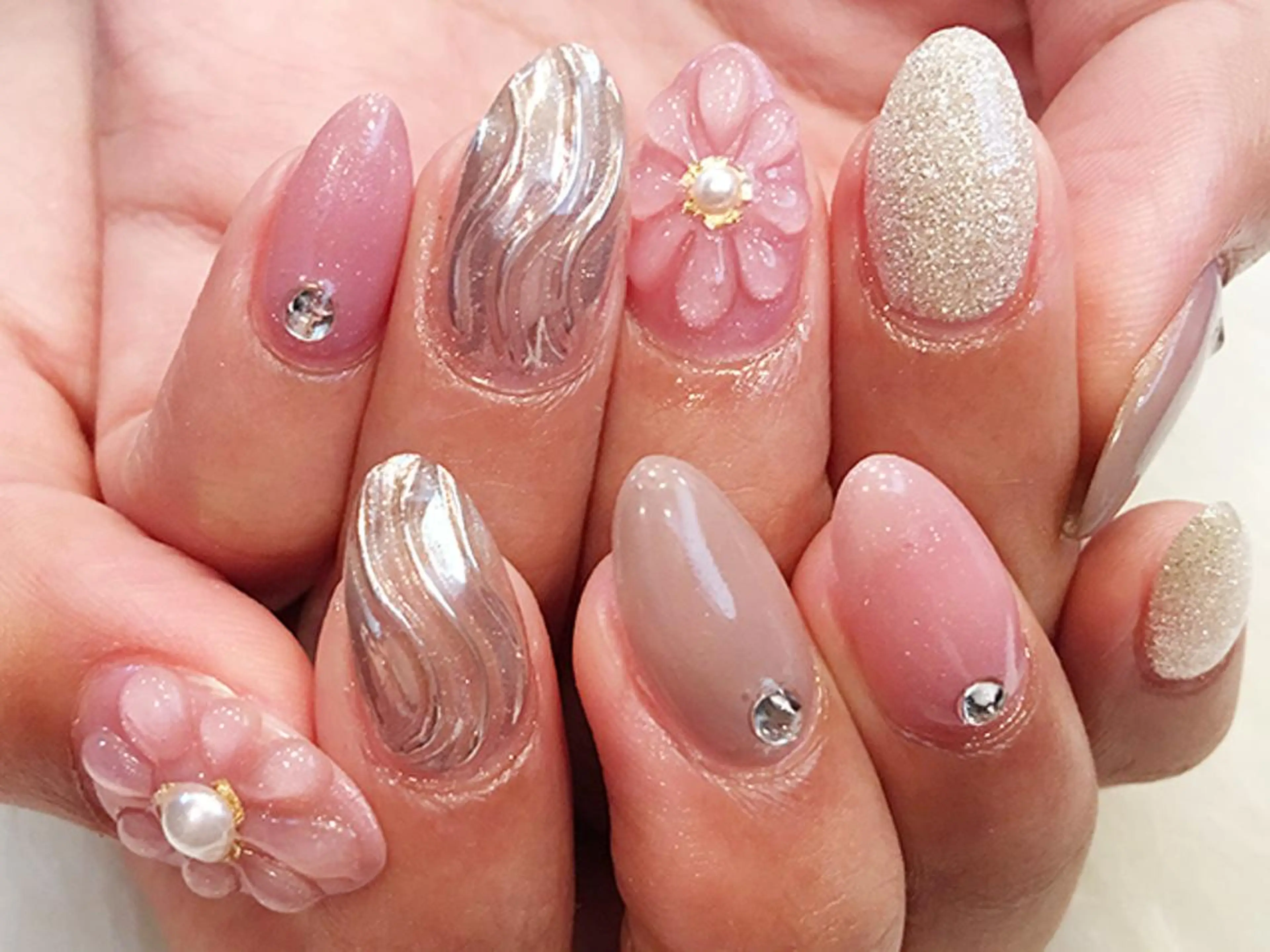 ネイル K. Harukaのネイルデザイン