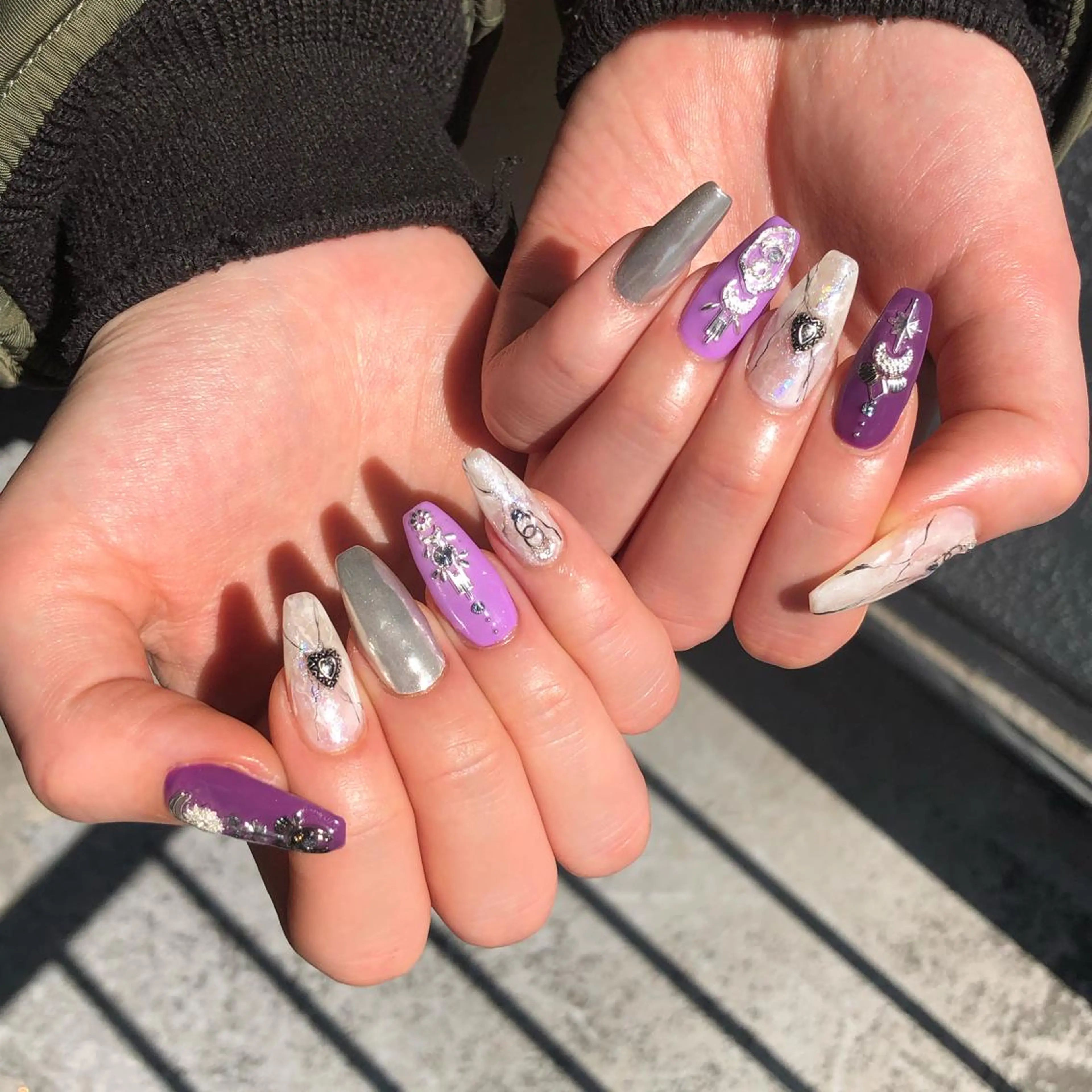 ネイル crestnail所属・小林 束紗のネイルデザイン