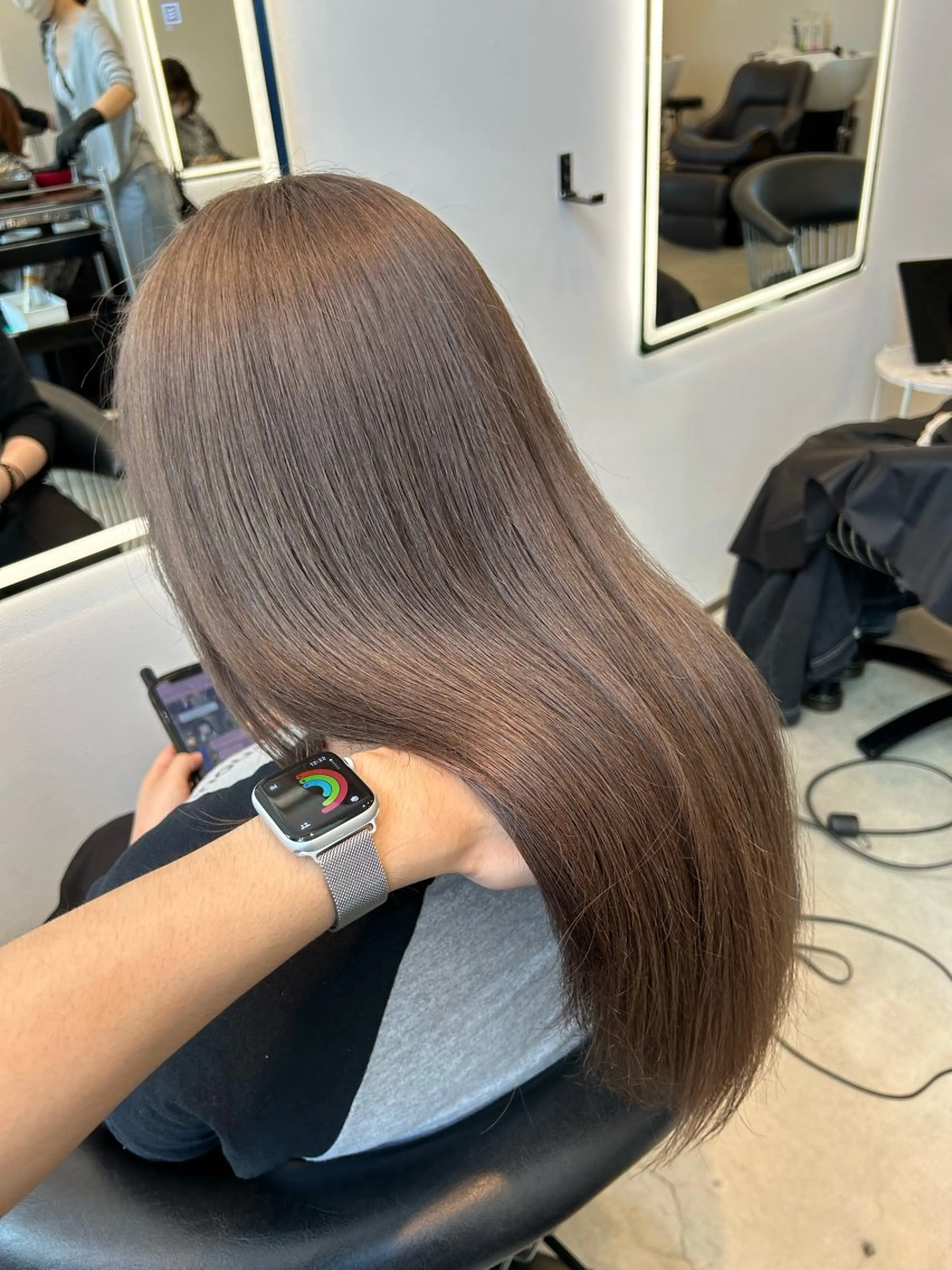 ロング QUON.伊勢崎店所属・ブリーチ＆ハイトーン 歌 心のヘアスタイル