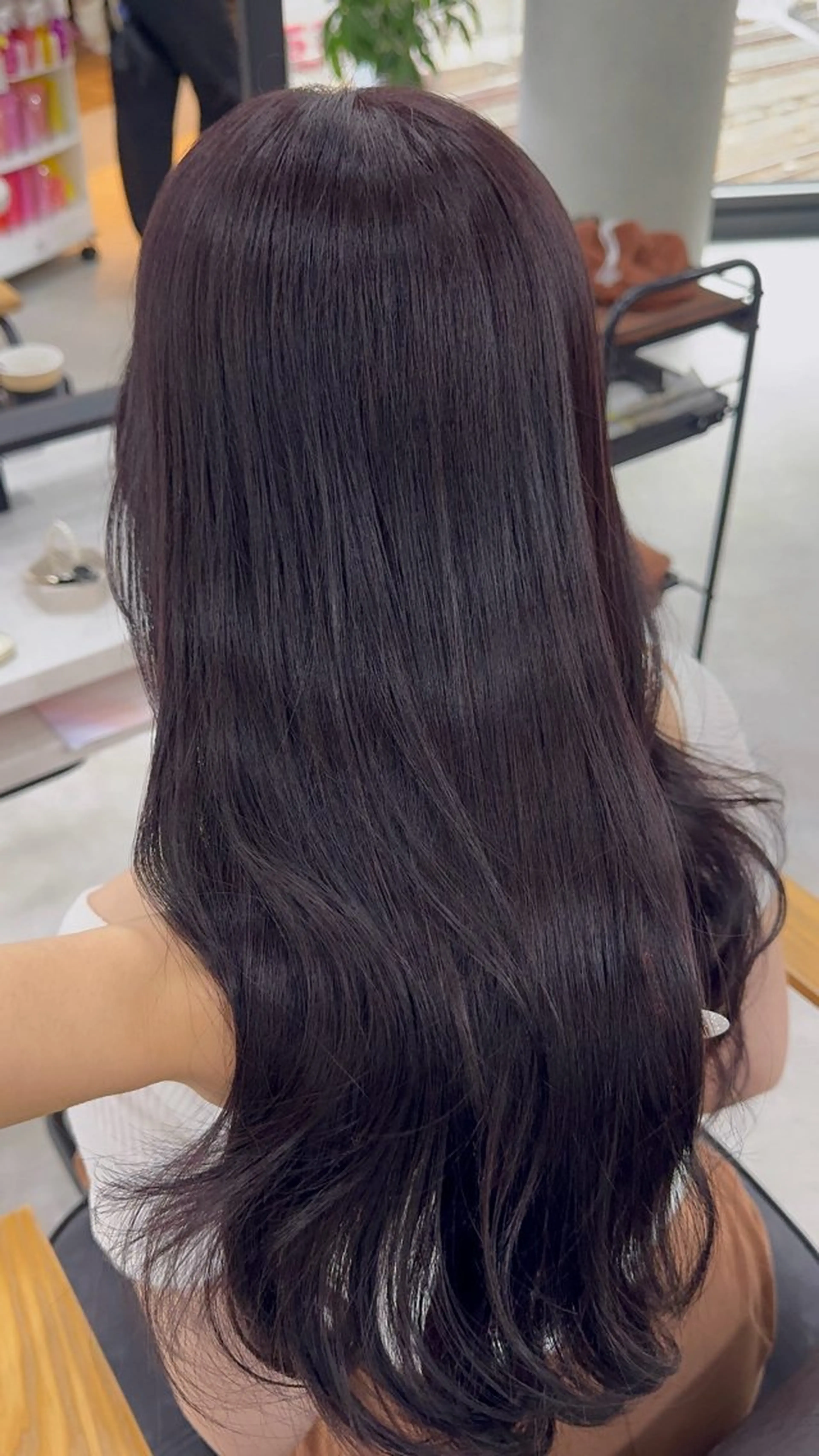 ロング カラー アッシュ アッシュブラウン ベージュカラー 黒髪 ブリーチ カット ヘアカラー トリートメント 赤み無し柔らかカラー 【梅田】madokaのヘアスタイル