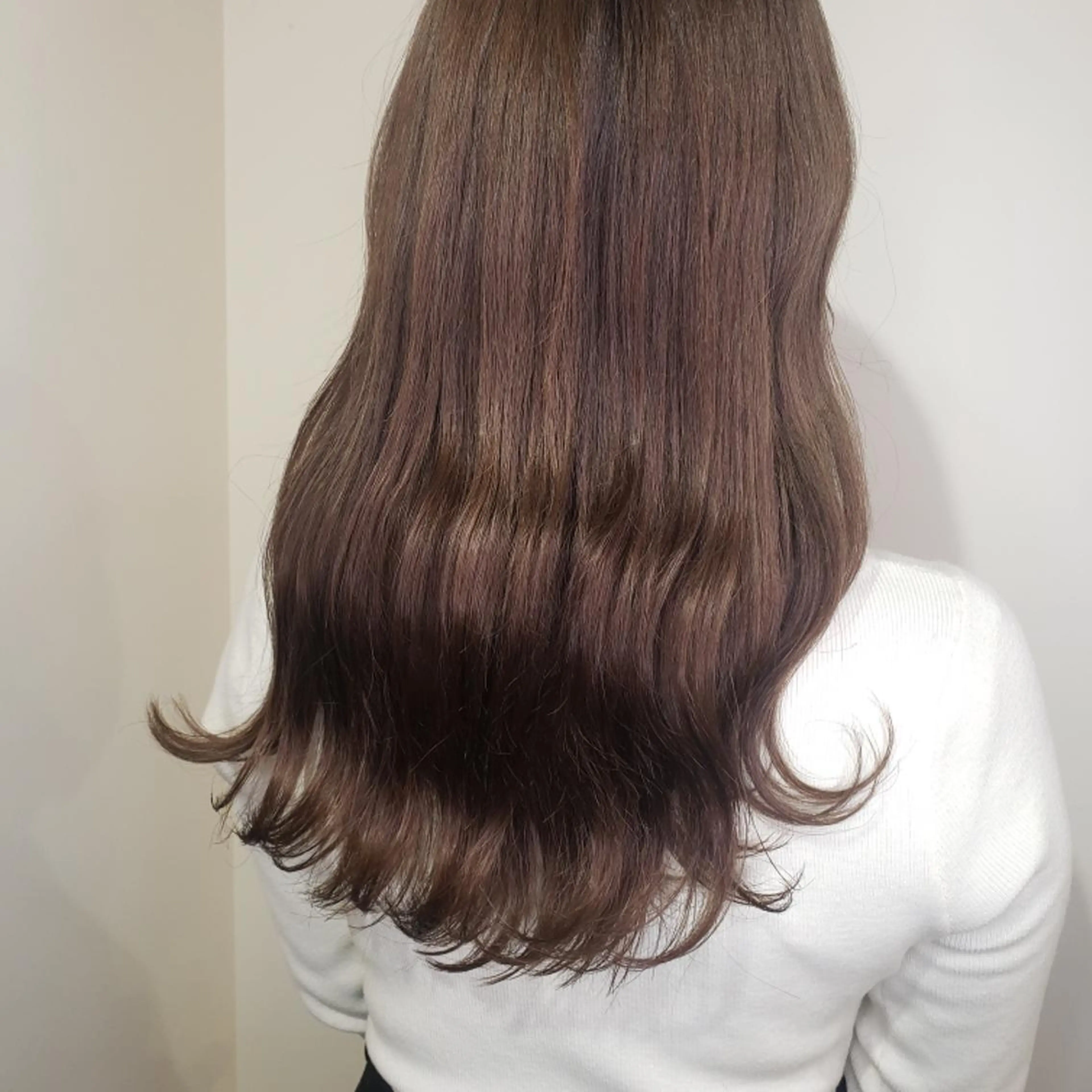 セミロング カット ヘアカラー トリートメント 🇰🇷透明感×ハイ トーン🌟tomoのヘアスタイル