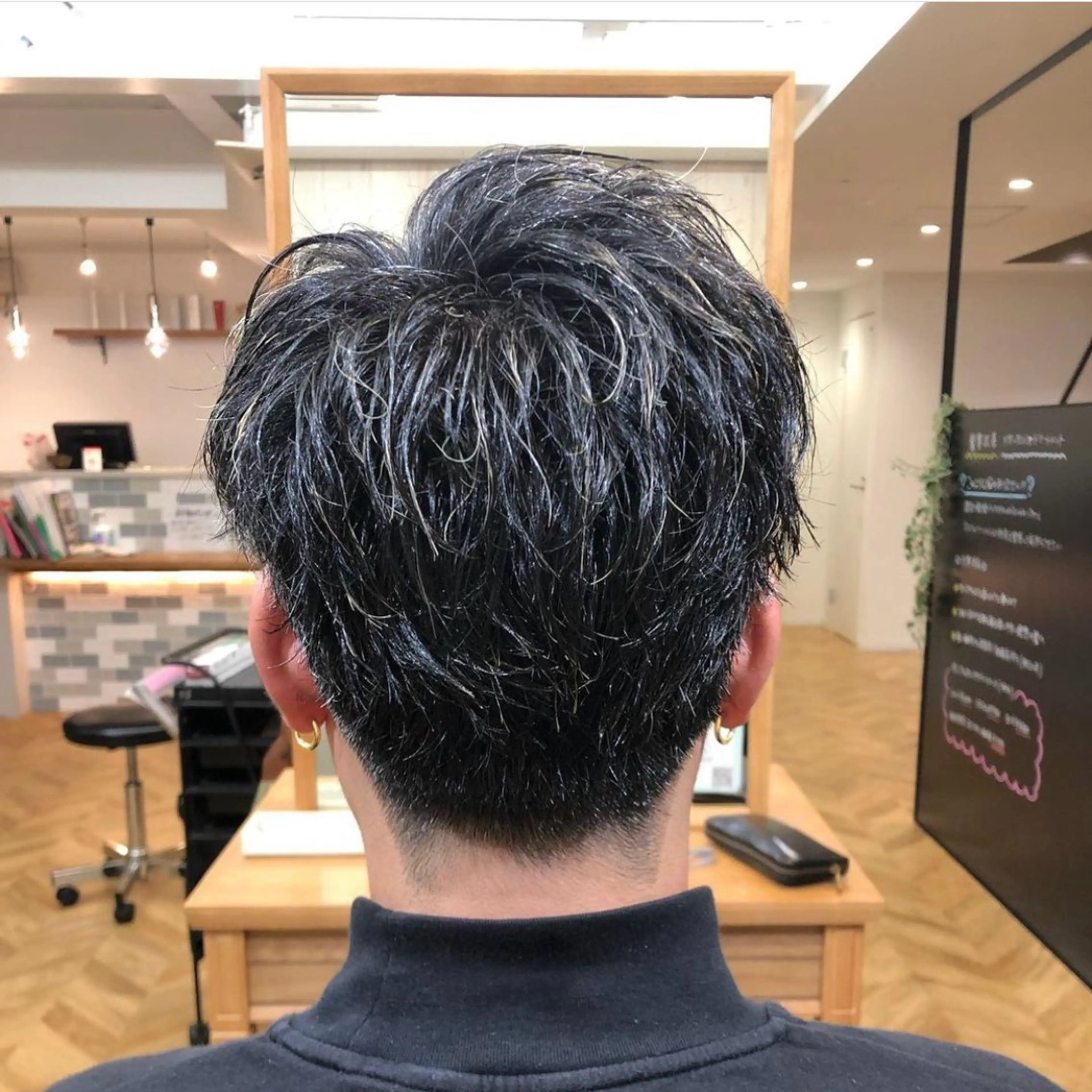 ショート メンズ 西山 良波のヘアスタイル