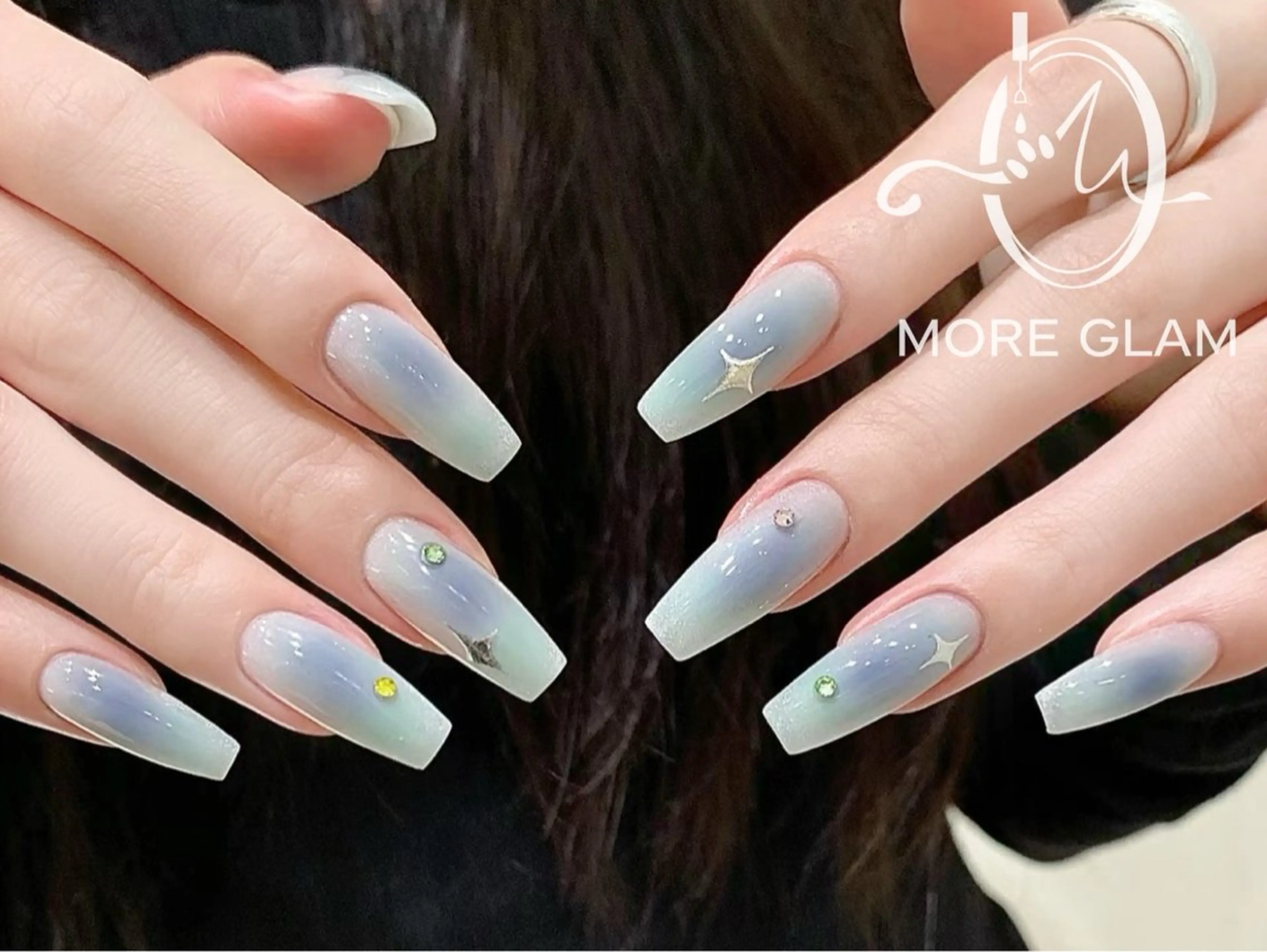 ネイル More Glam 池袋東口店のネイルデザイン