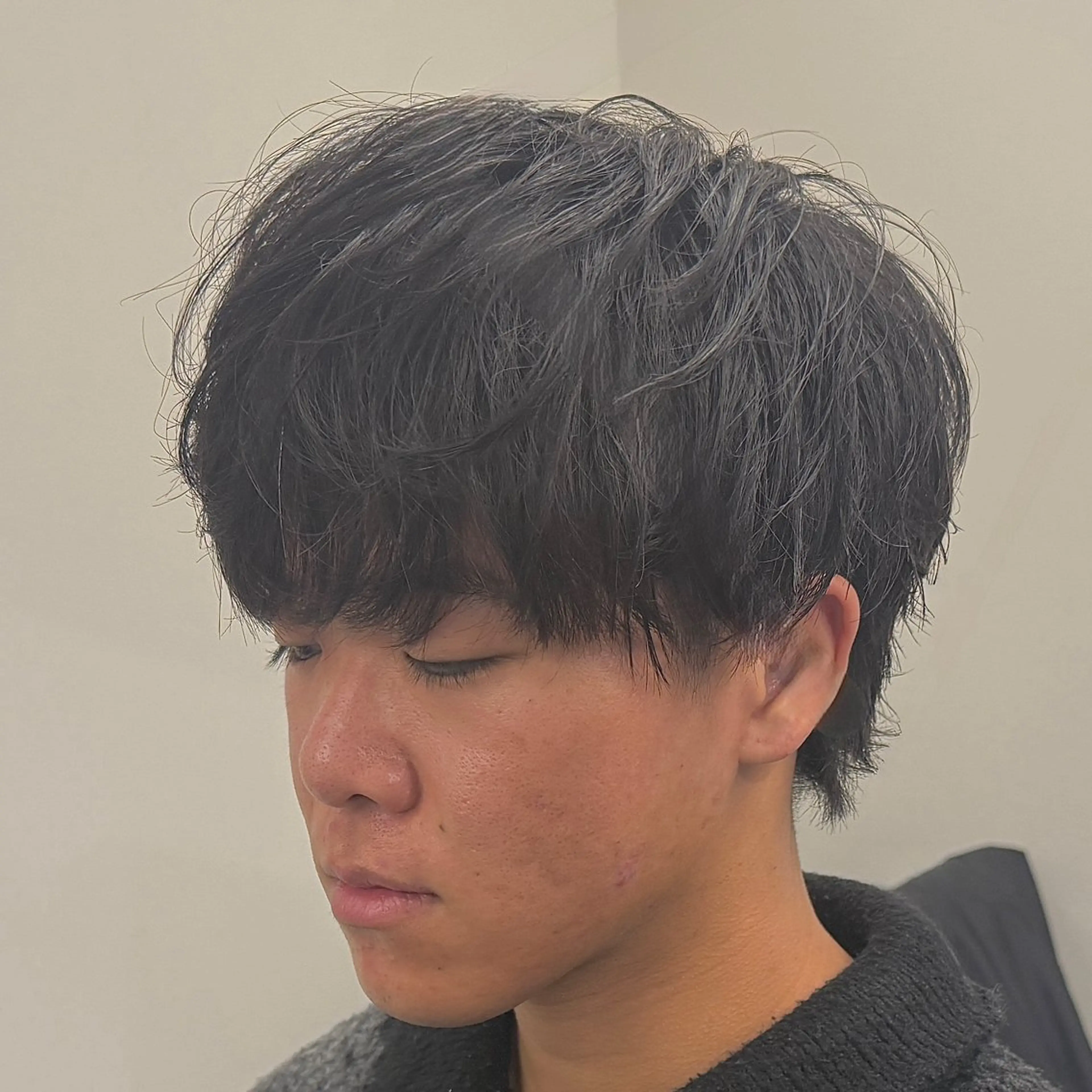 ミディアム メンズ 山中 翔平のヘアスタイル