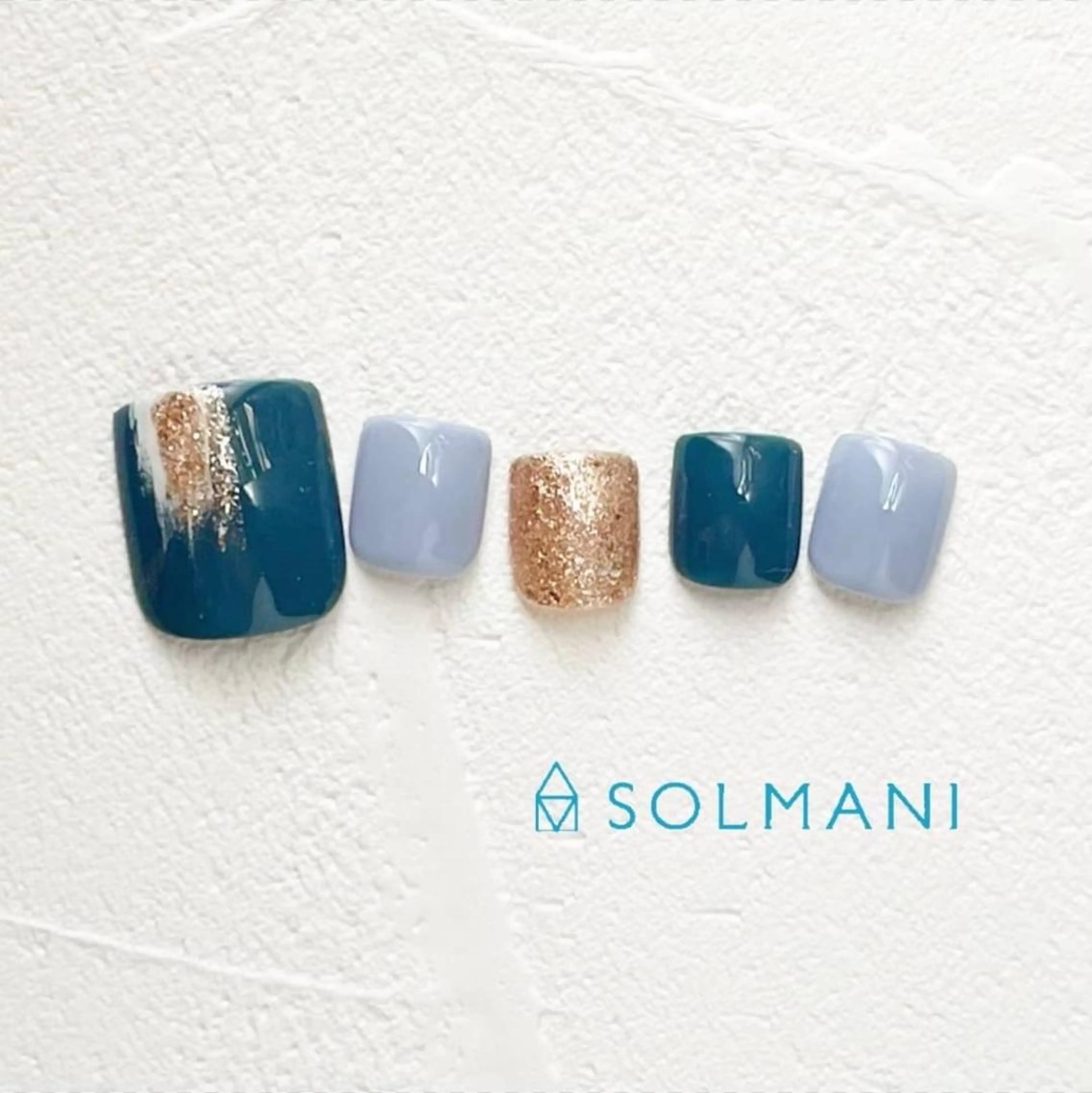 ネイル フットネイル ニュアンスネイル SOLMANI 予約担当のネイルデザイン