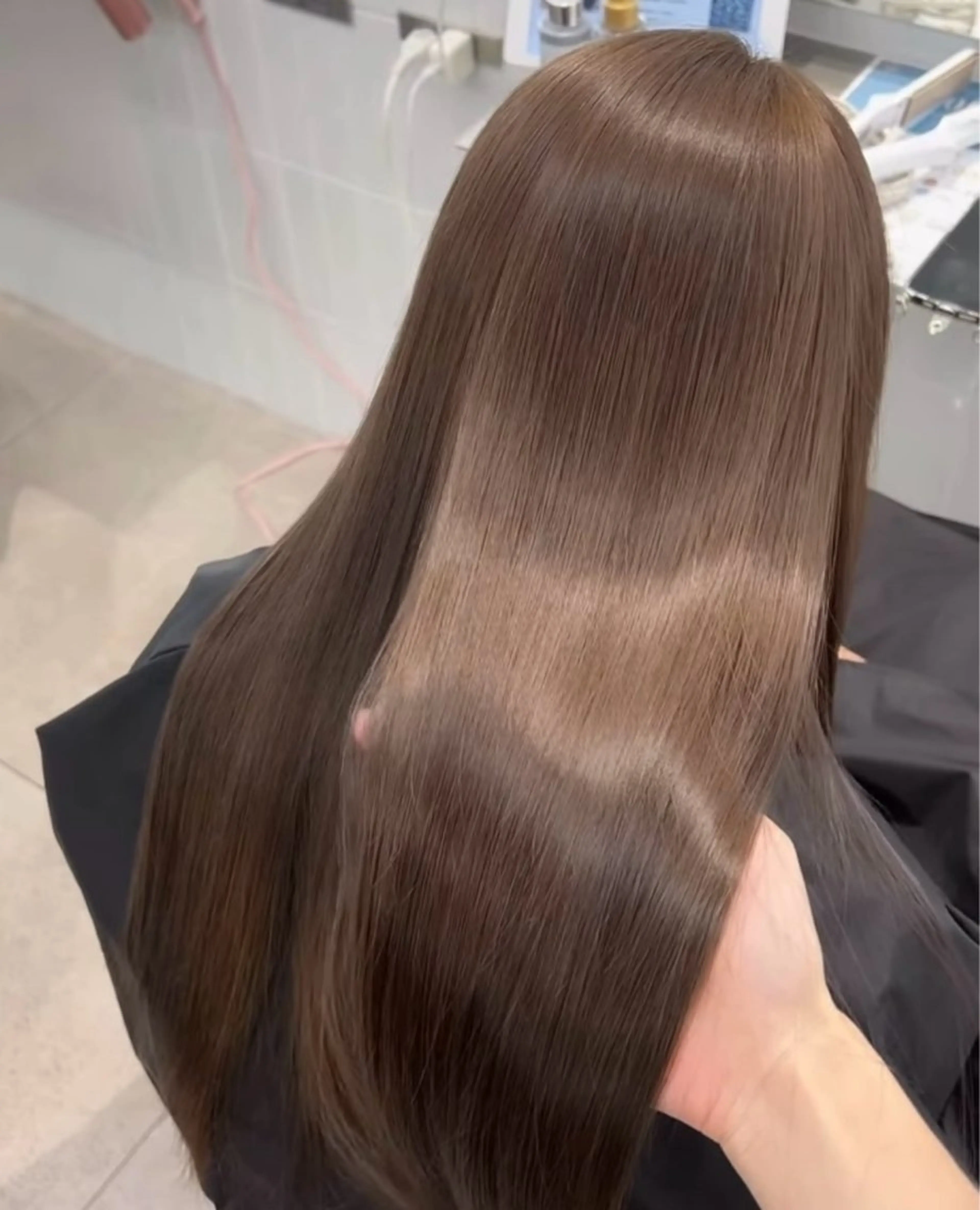 カラー ブリーチ ブラウンカラー 透明感カラー onyx所属・ハイトーン/ブリーチ 透明感ミルクティーのヘアスタイル