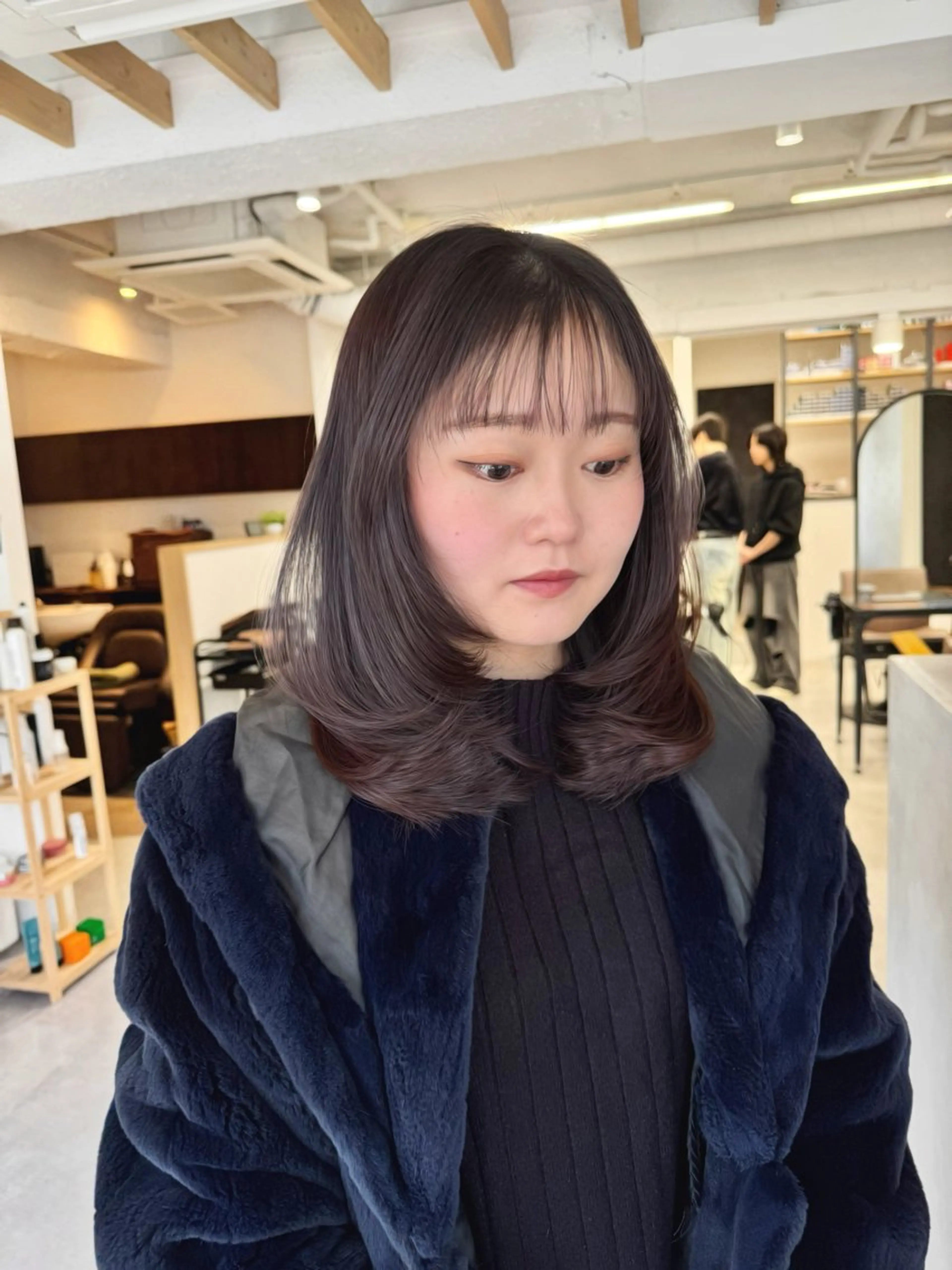 セミロング 艶レイヤー🍊 加藤隆也のヘアスタイル