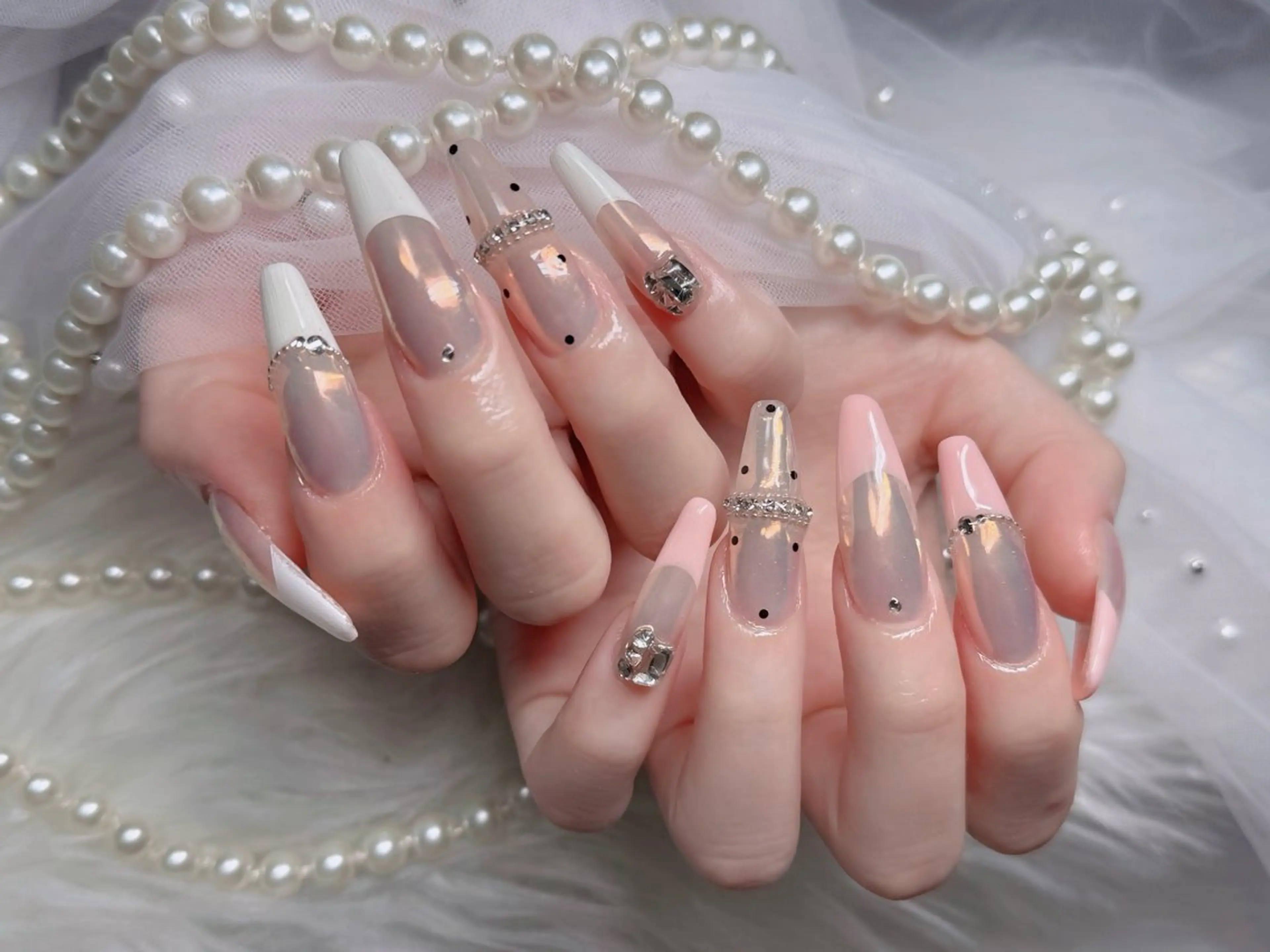 ネイル アートネイル ボルドー フレンチネイル ジェルネイル 氷ネイル・うるうるネイル ハンドネイル H.baby Nail Salonのネイルデザイン