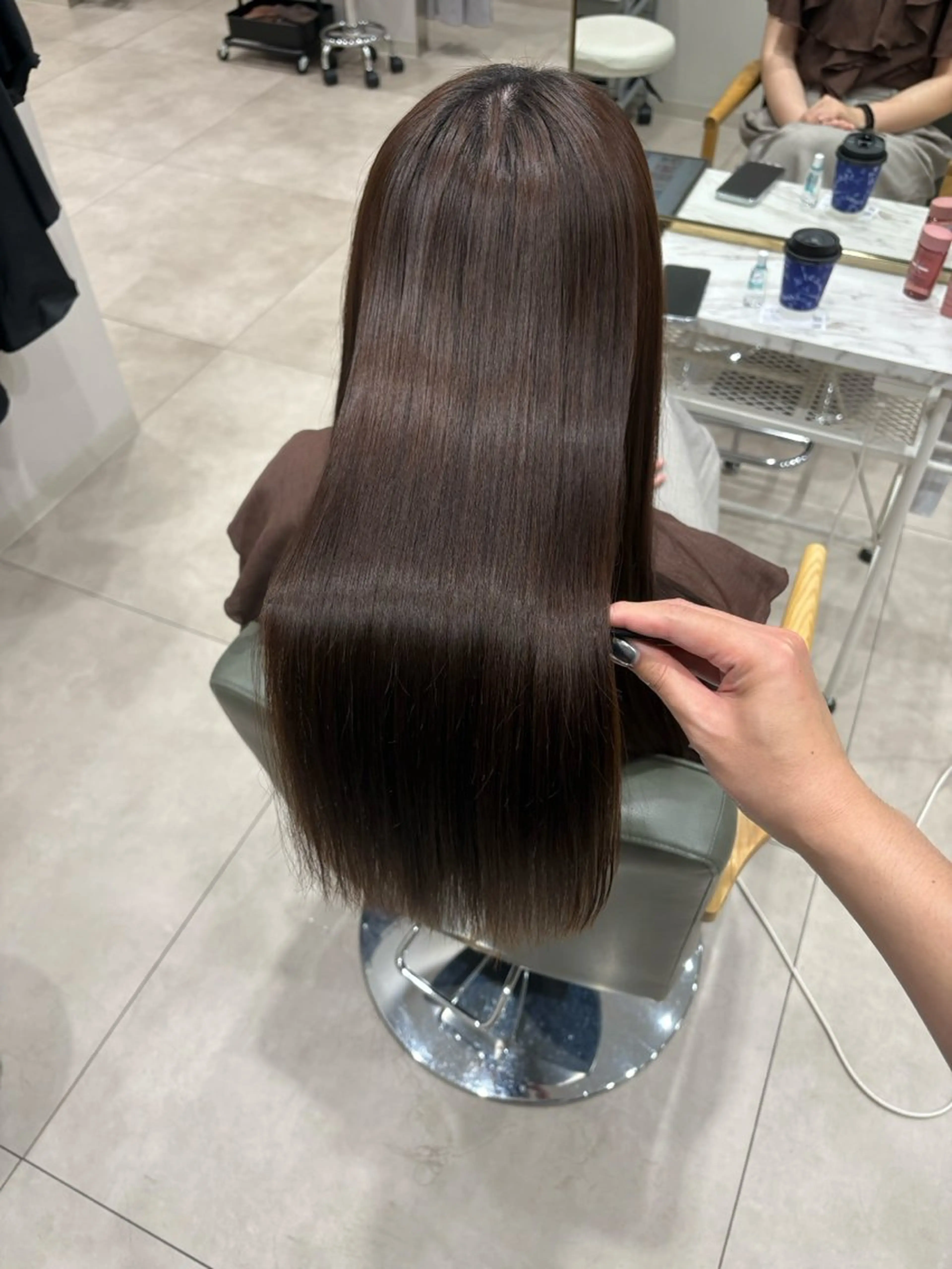 ロング 甲斐麻椰/ N°大分のヘアスタイル