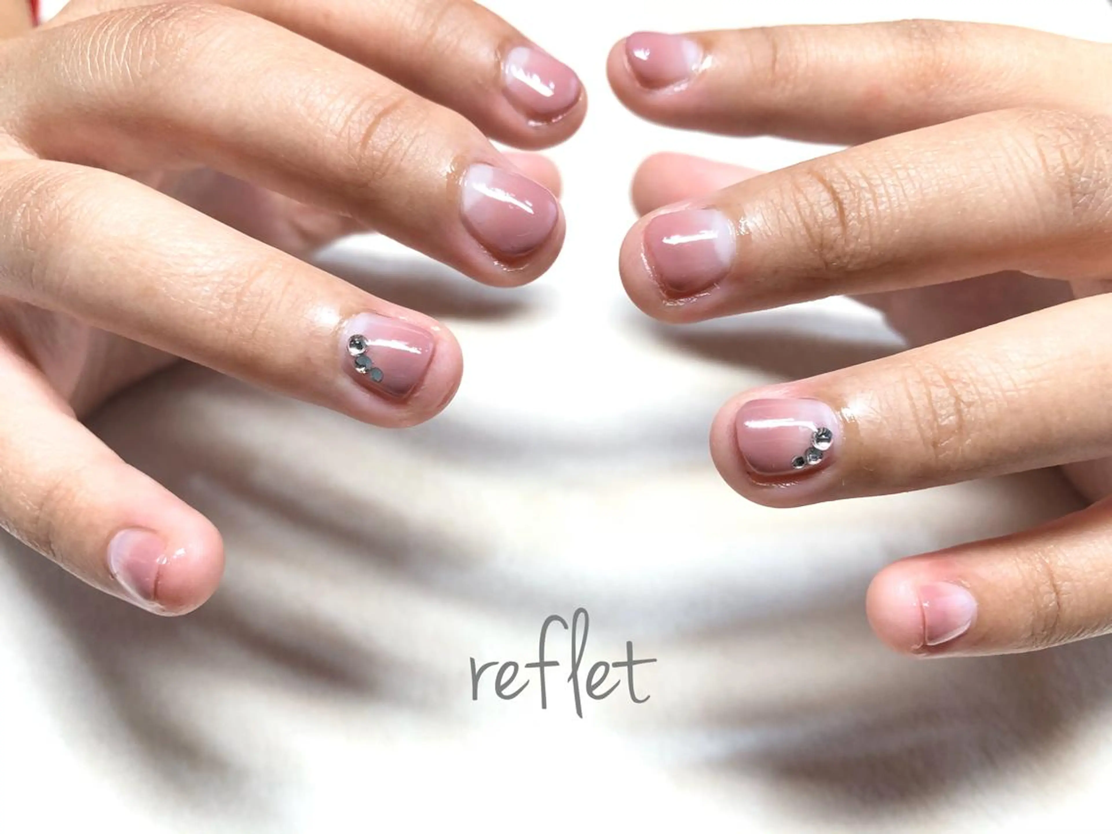 ネイル グラデーション ピンク ハンドネイル reflet nailのネイルデザイン