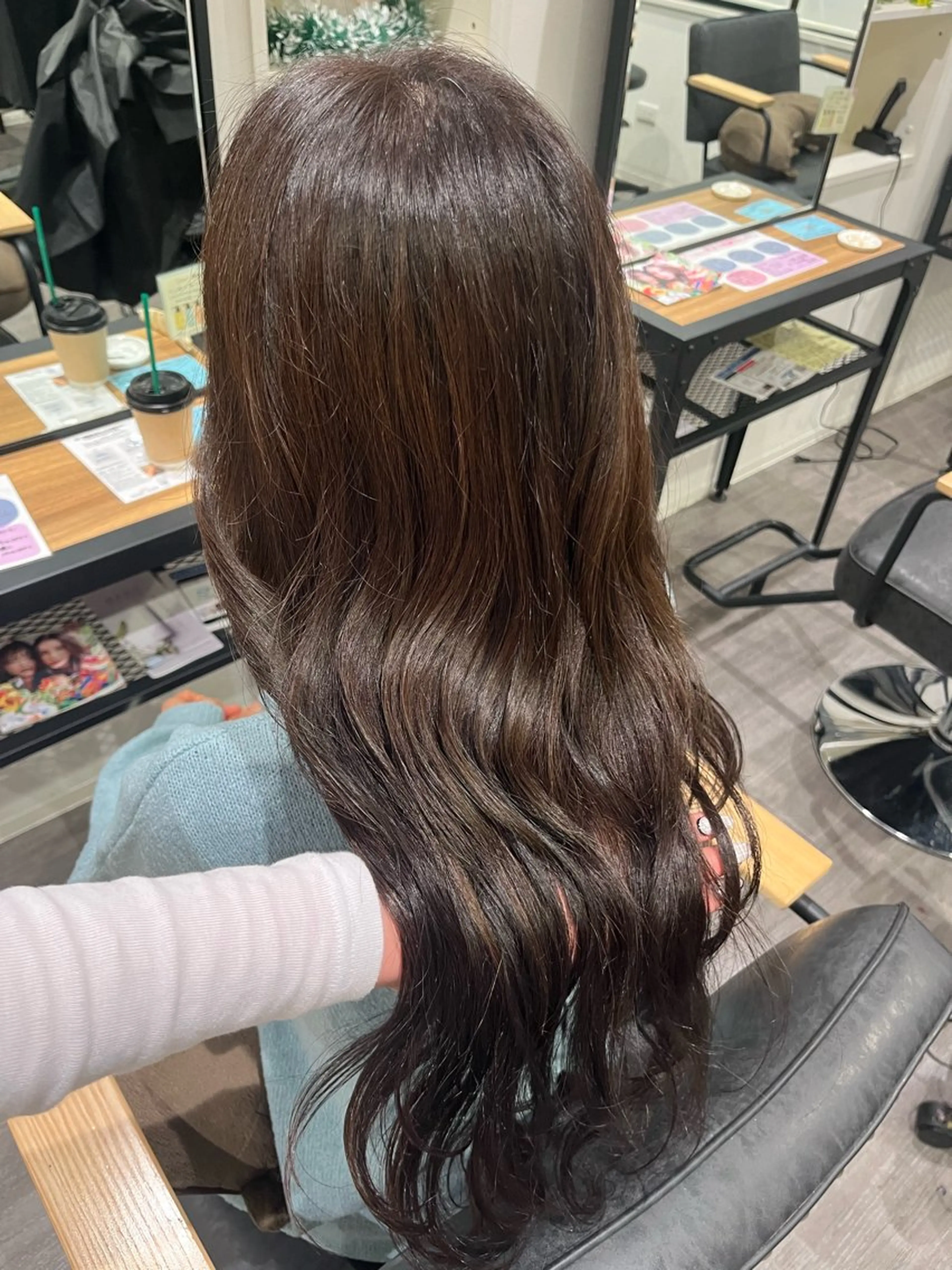 ロング カラー ヘアアレンジ ブルーカラー ブラウンカラー 透明感カラー ヘアカラー トリートメント cocotte 💟草間紫音💟のヘアスタイル