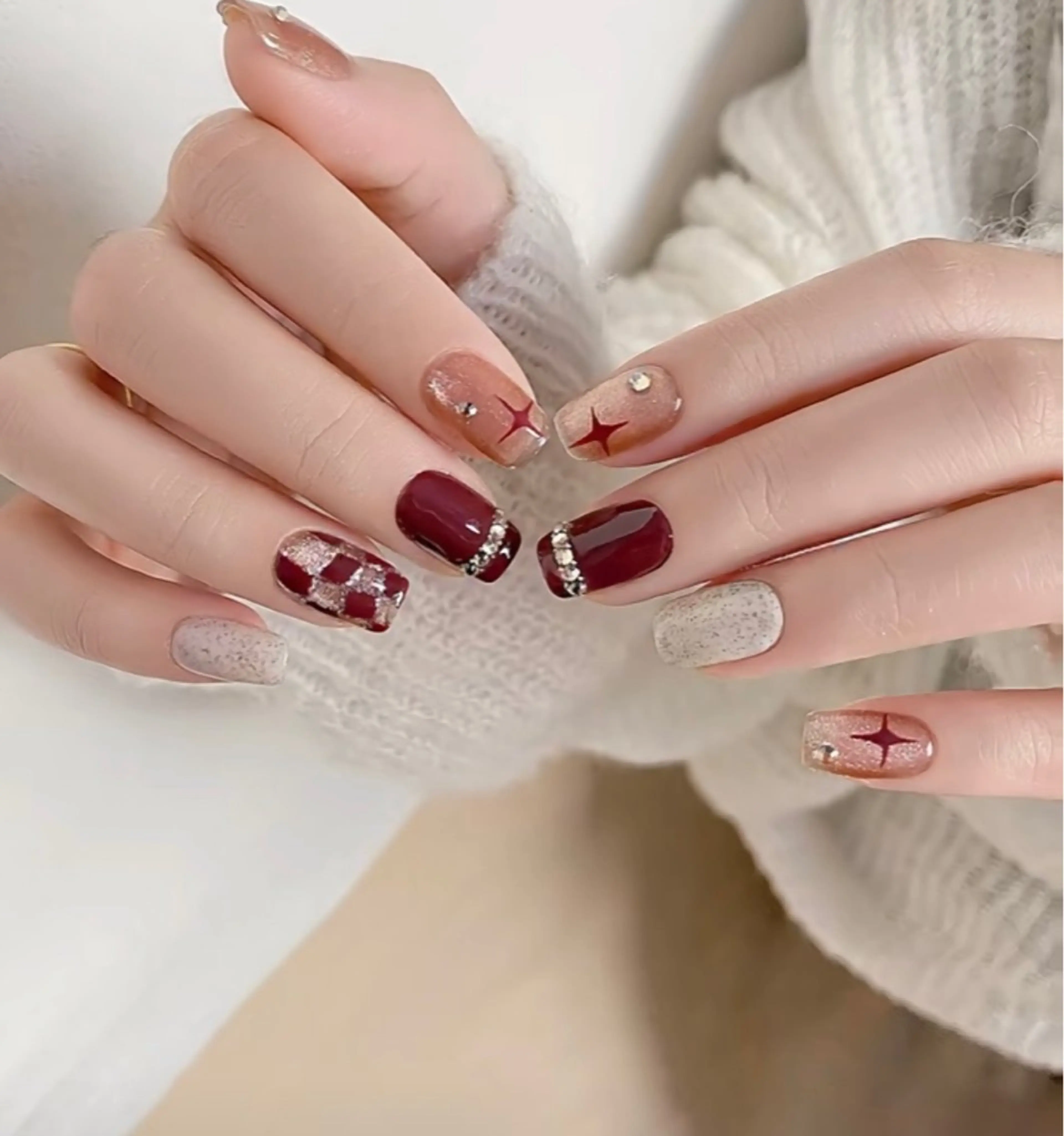 ネイル ハンドネイル NiNa ビューティーサロン所属・Ni Naのネイルデザイン